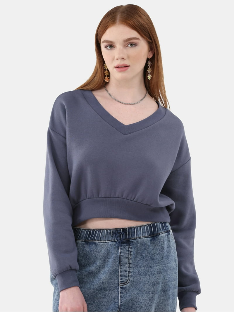 No Boundaries Cropped V-Neck Pullover Sweatshirt, Women's Comfy