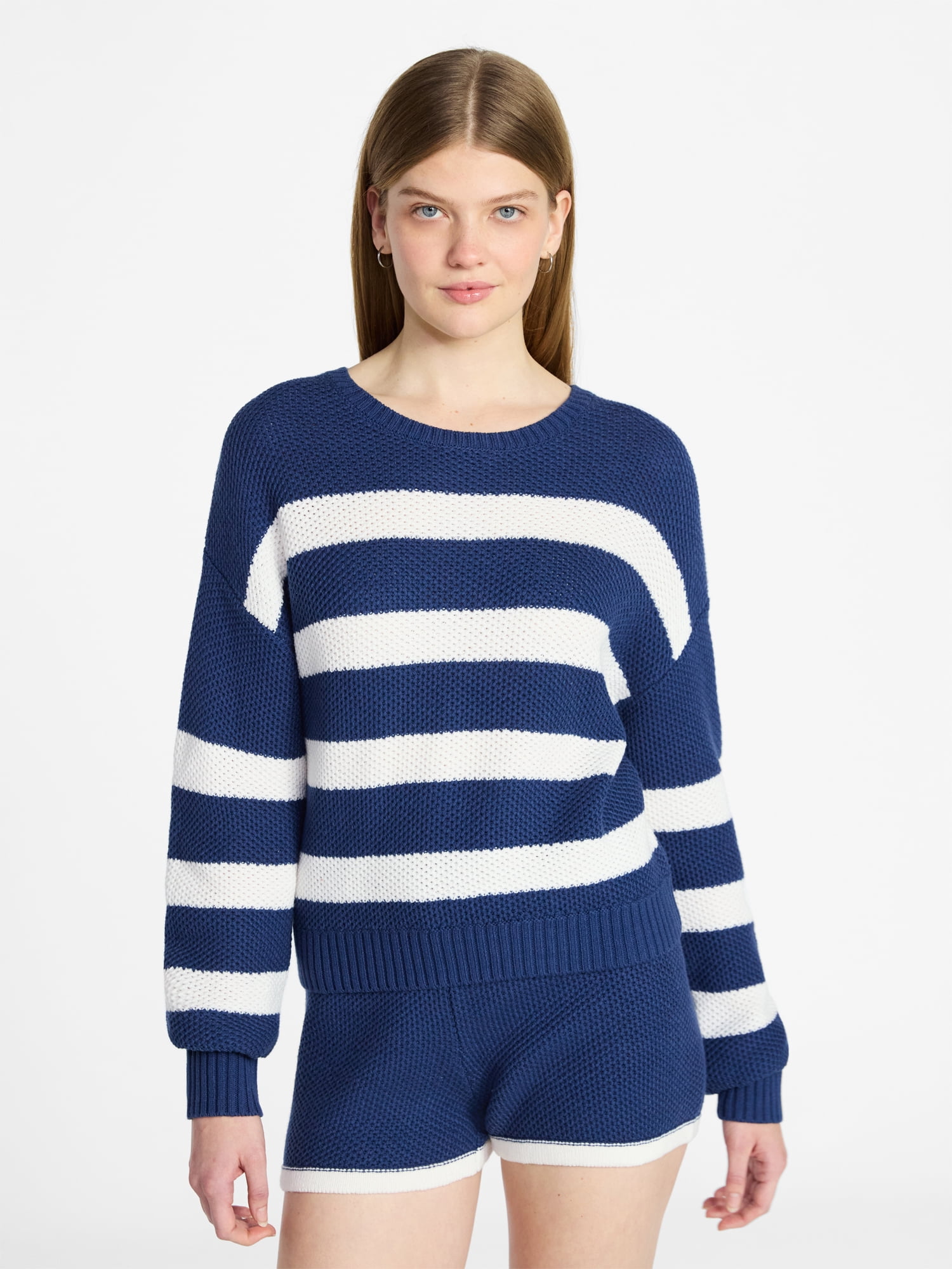 No Boundaries Drop Shoulder Crewneck Pullover Top and Shorts Set, 2-Piece, Women's XXS-XXL
