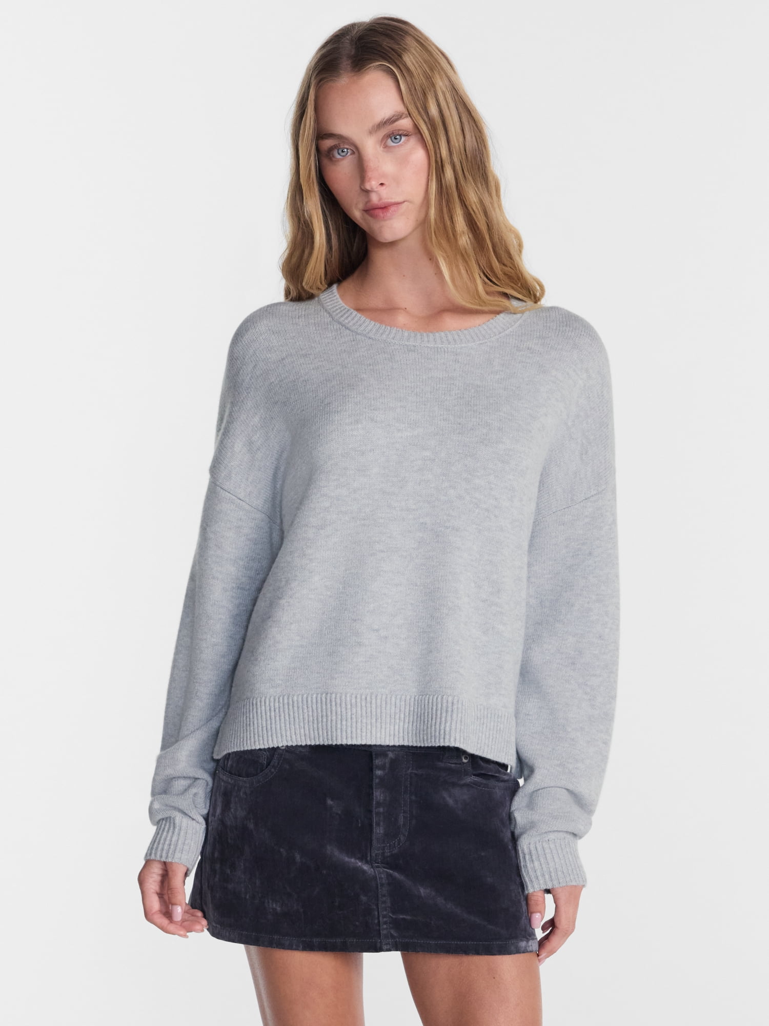 No Boundaries Essential Crewneck Sweater, Lightweight, Women's and Women's Plus XXS-4X