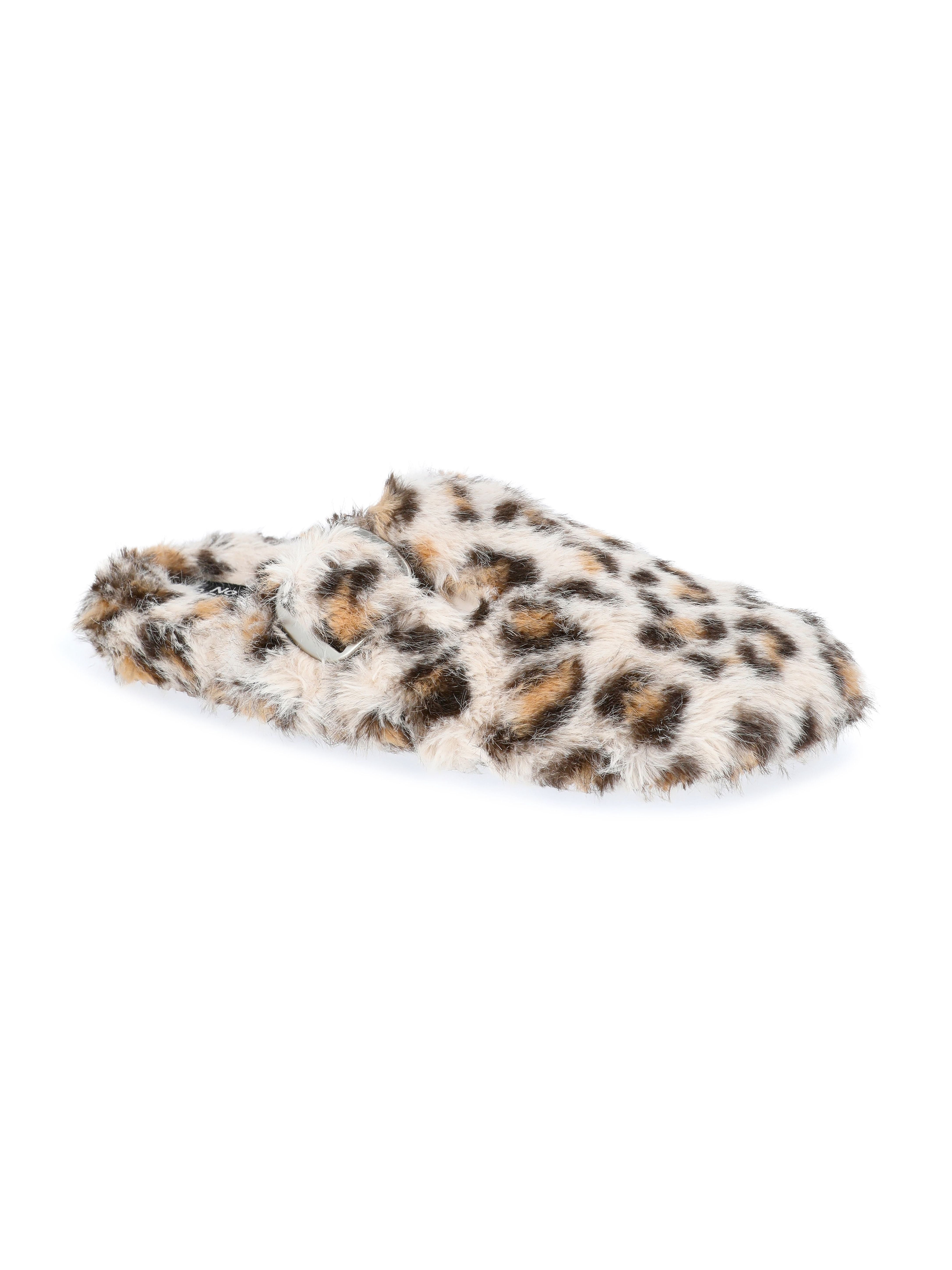 No Boundaries Women's Faux Fur Buckle Clog Slippers