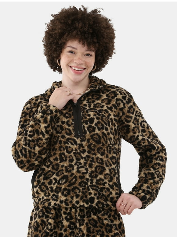 No Boundaries Half Zip Plush Pullover with Pockets, Women's and Women's Plus