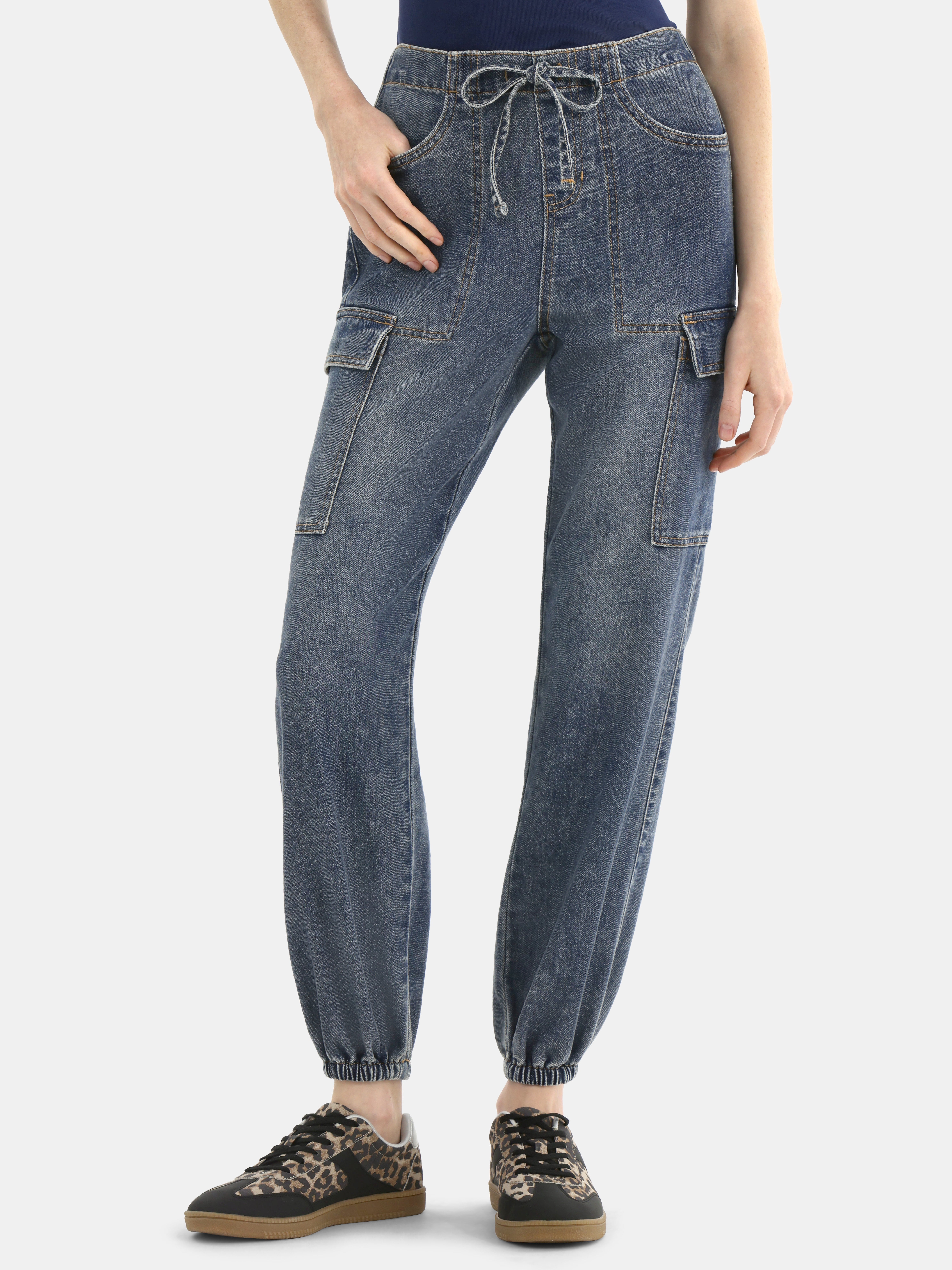 No Boundaries Cargo Joggers, 28'' Inseam, Women's