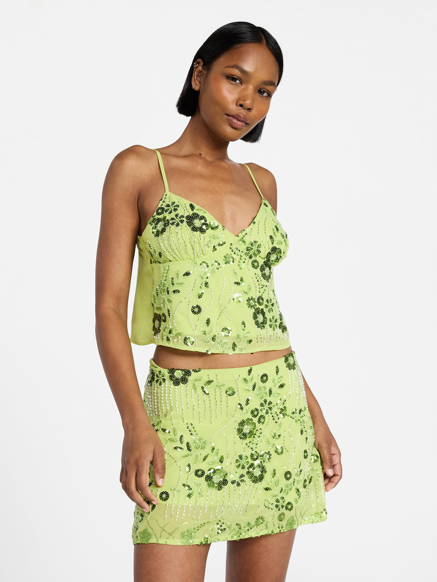No Boundaries Junior's Beaded Camisole, Sizes XXS-XXL - Walmart.com