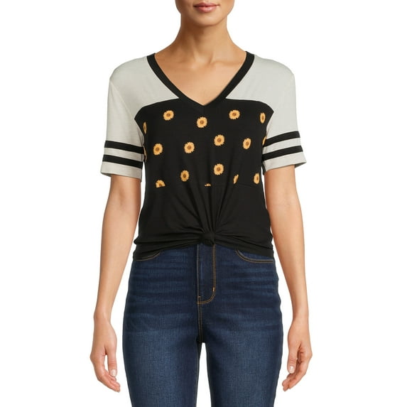 No Boundaries Juniors' Triple Stack Tee