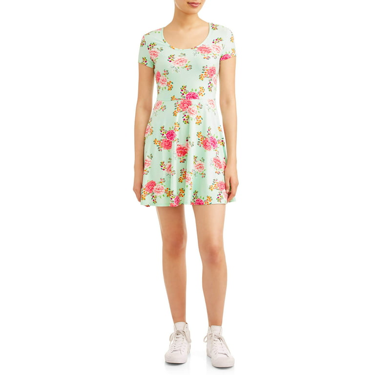 No Boundaries Juniors' floral printed open back cap sleeve skater dress 