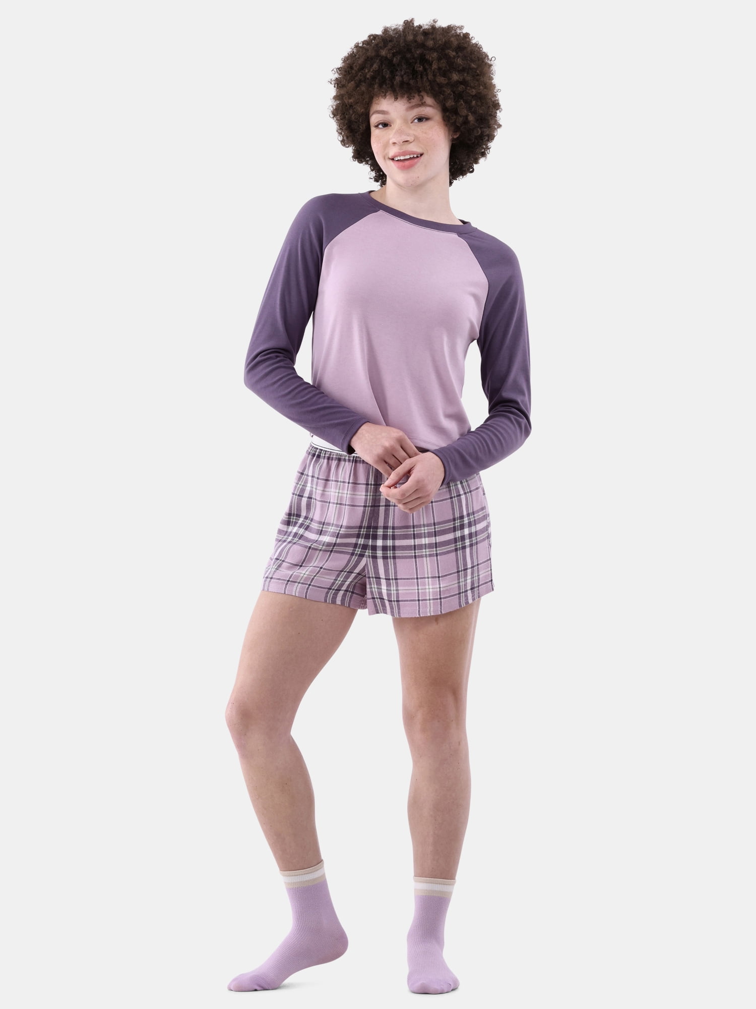 No Boundaries Long Sleeve Tee and Flannel Shorts Pajama Set, 2-Piece, Women’s and Women’s Plus