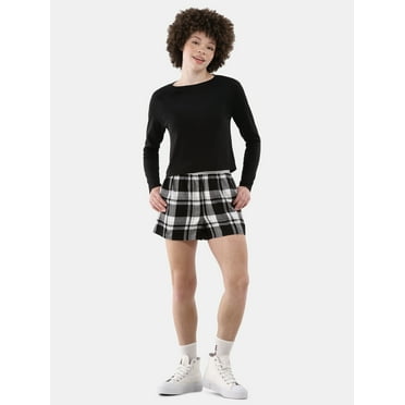 No Boundaries Long Sleeve Tee and Flannel Shorts Pajama Set, 2-Piece, Women’s and Women’s Plus