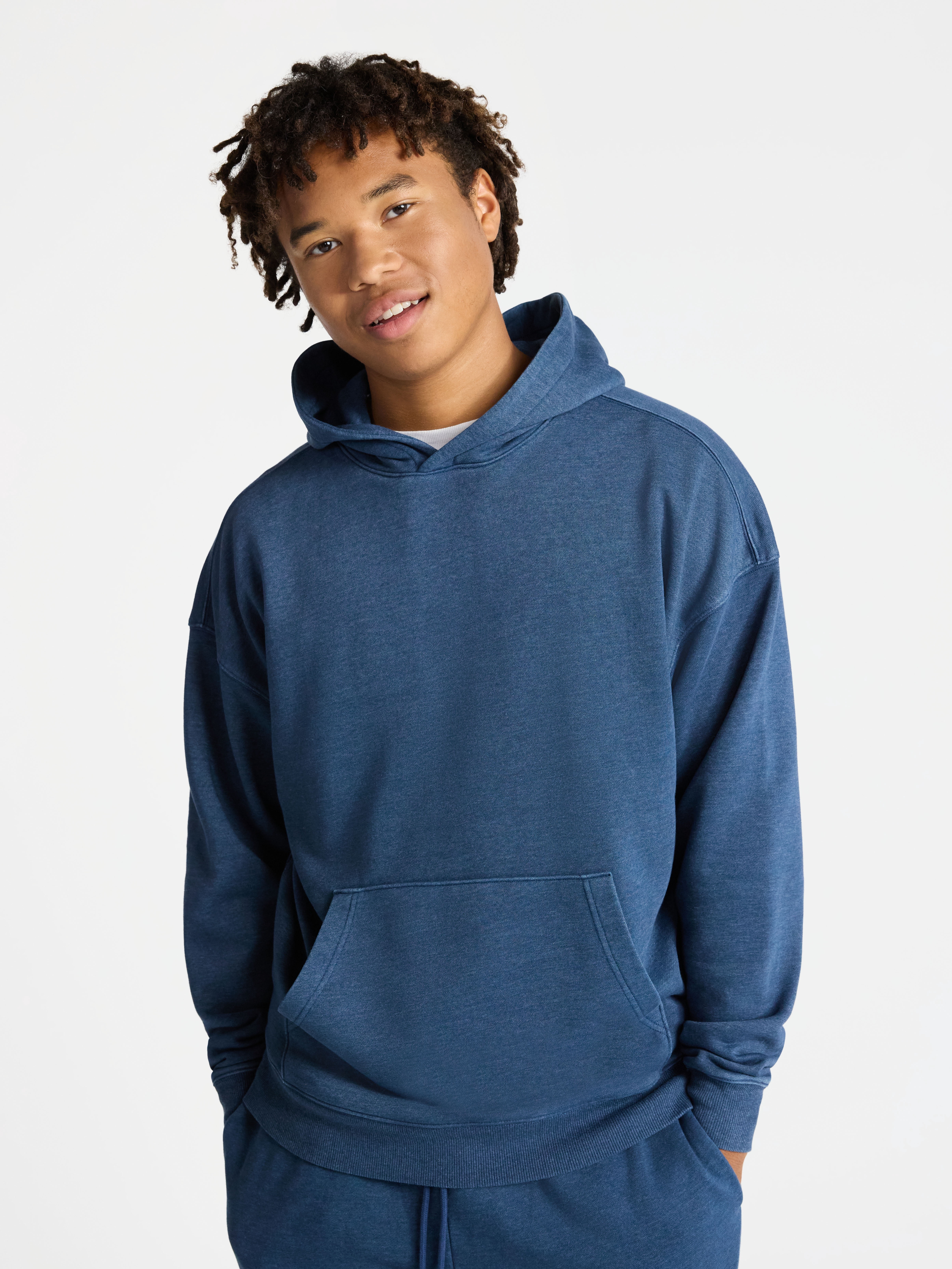 No Boundaries Oversized Hoodie with Long Sleeves, Men's & Big Men's
