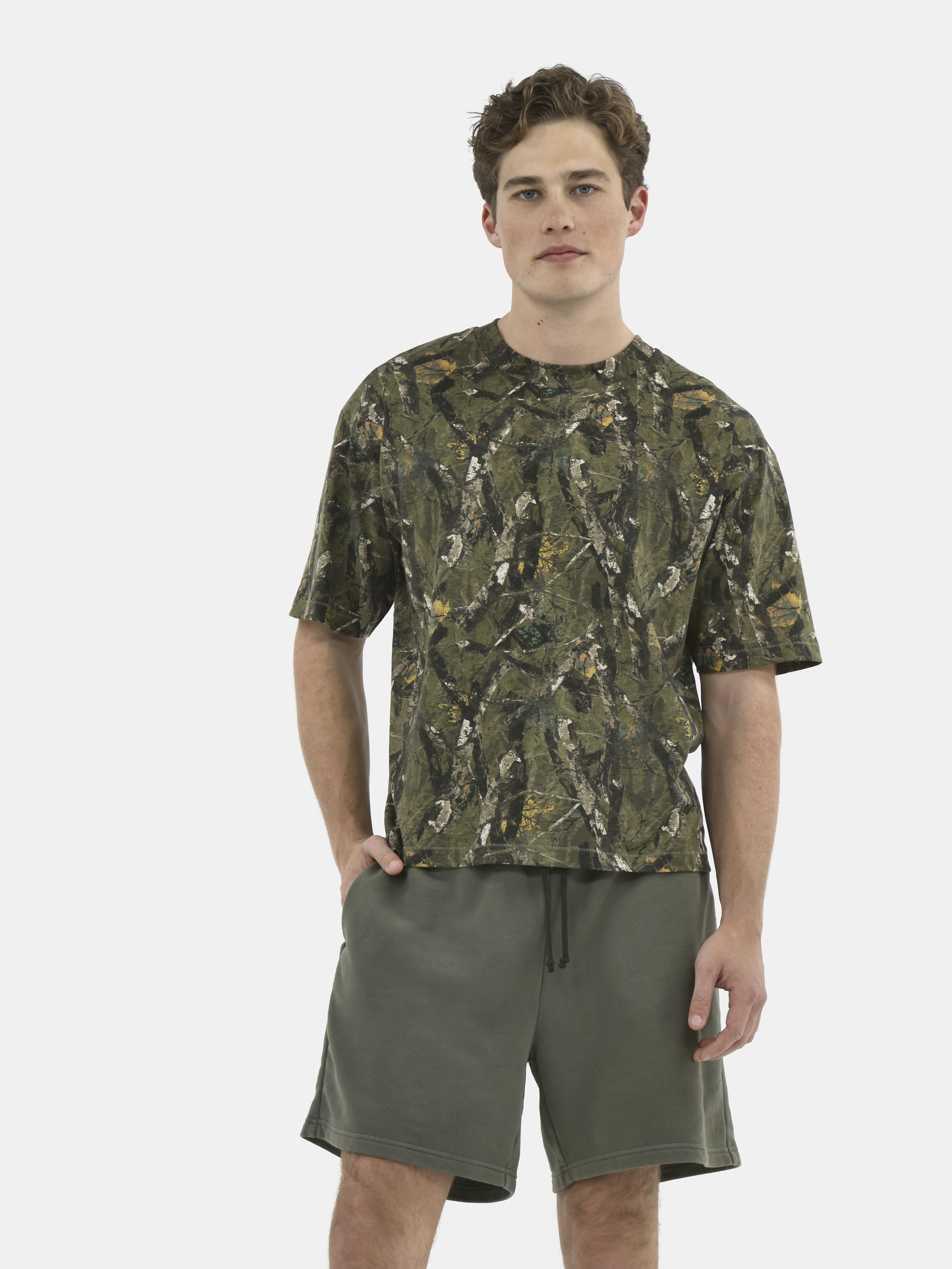No Boundaries Cotton Oversized Cropped Tee with Short Sleeves, Men's and Big Men's XS-5XL
