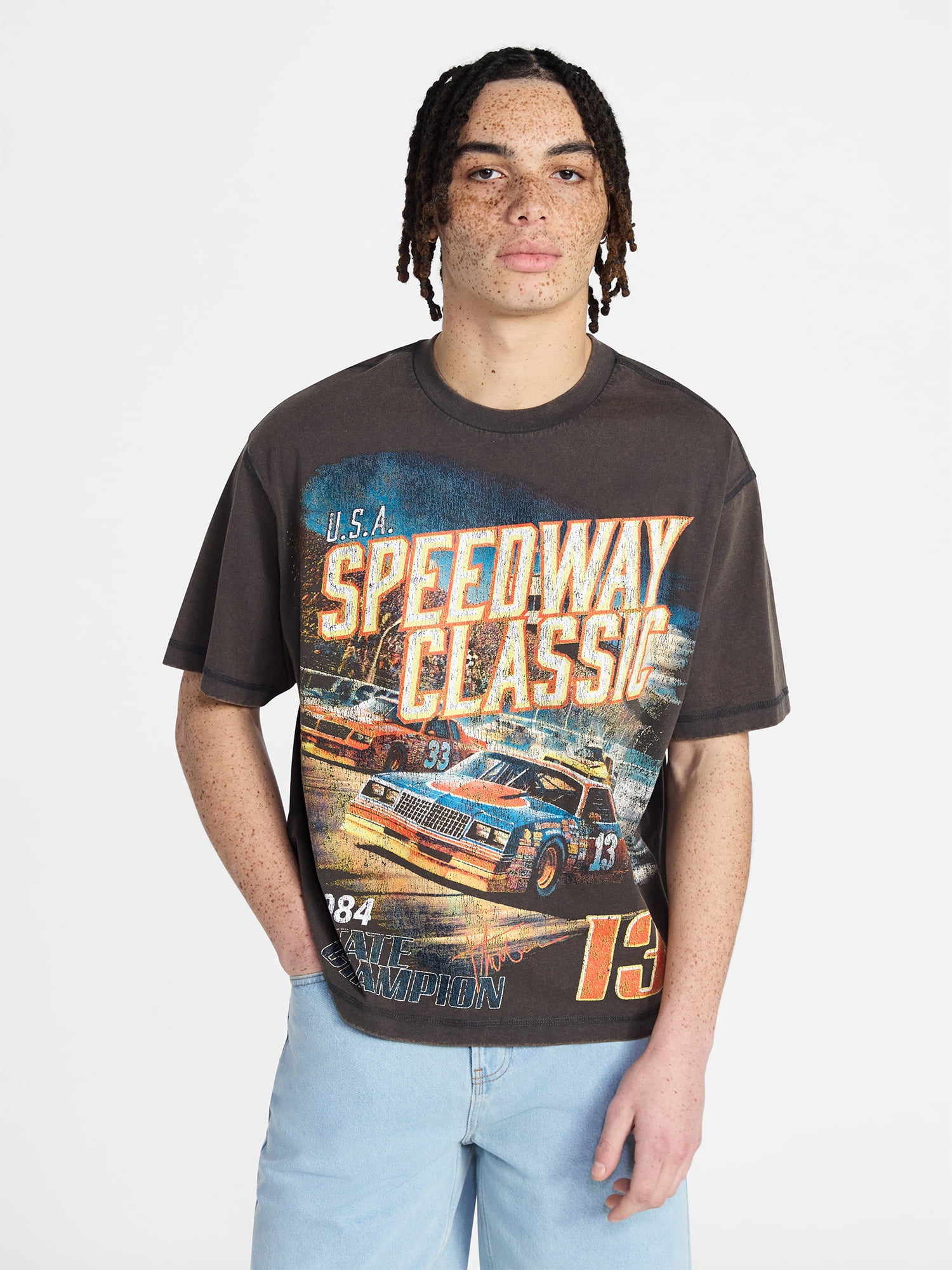 No Boundaries Oversized Cropped Graphic Tee with Short Sleeves, Men's XS-4XLT