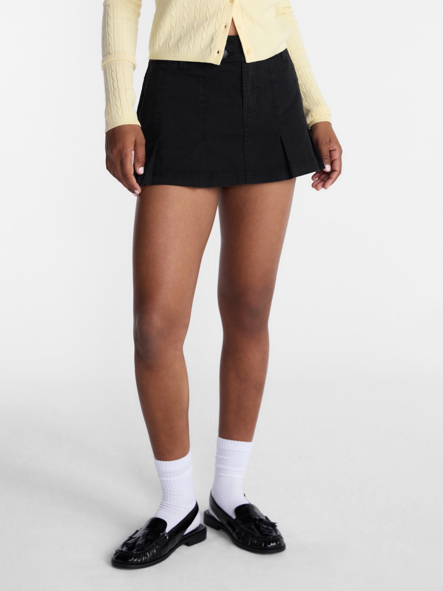 No Boundaries Two Button Pleated Mini Skirt, Women's XXS-XXL
