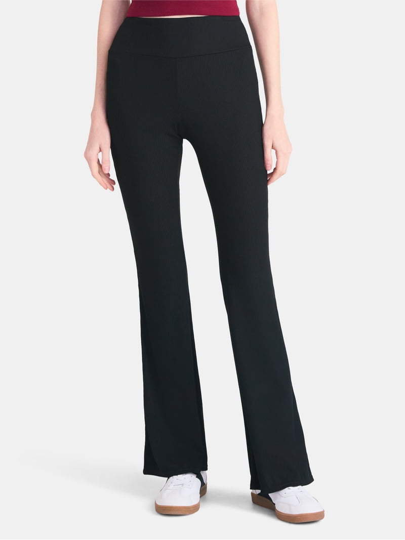 No Boundaries Women's Ribbed Flare Pants with Lettuce-Edge Hem, 32