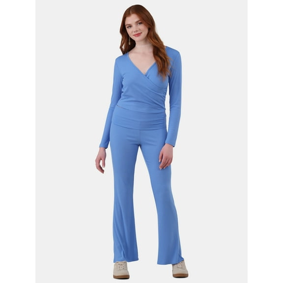 No Boundaries Ribbed Top and Flare Pants Pajama Set, 2-Piece, Women’s and Women’s Plus