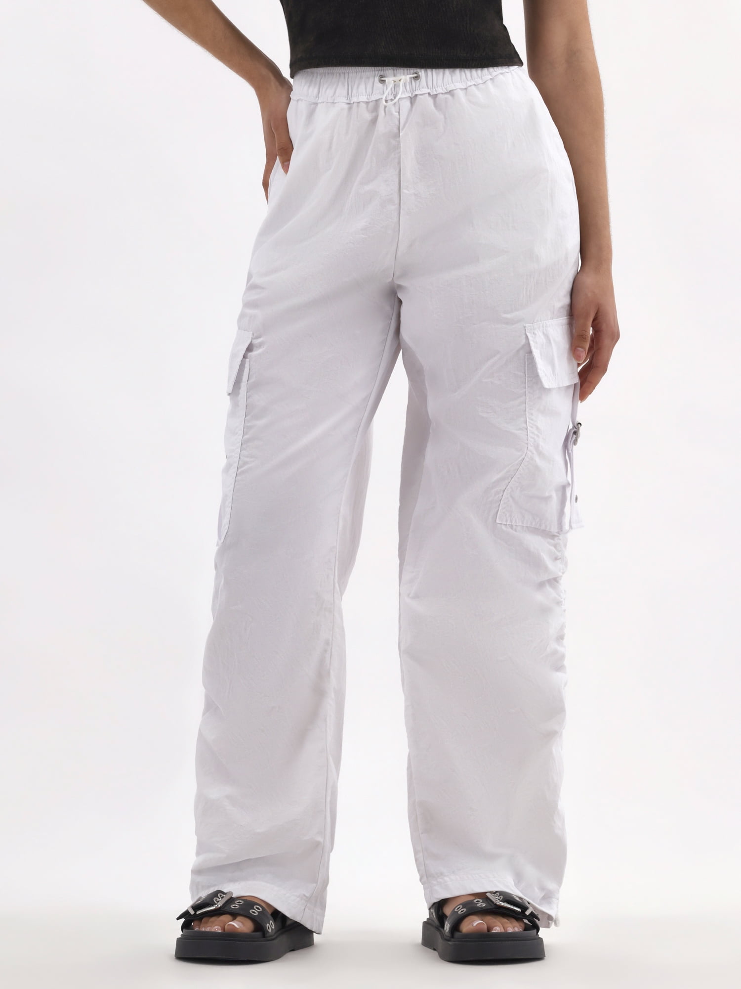 No Boundaries Ruched Cargo Parachute Pants, Women's