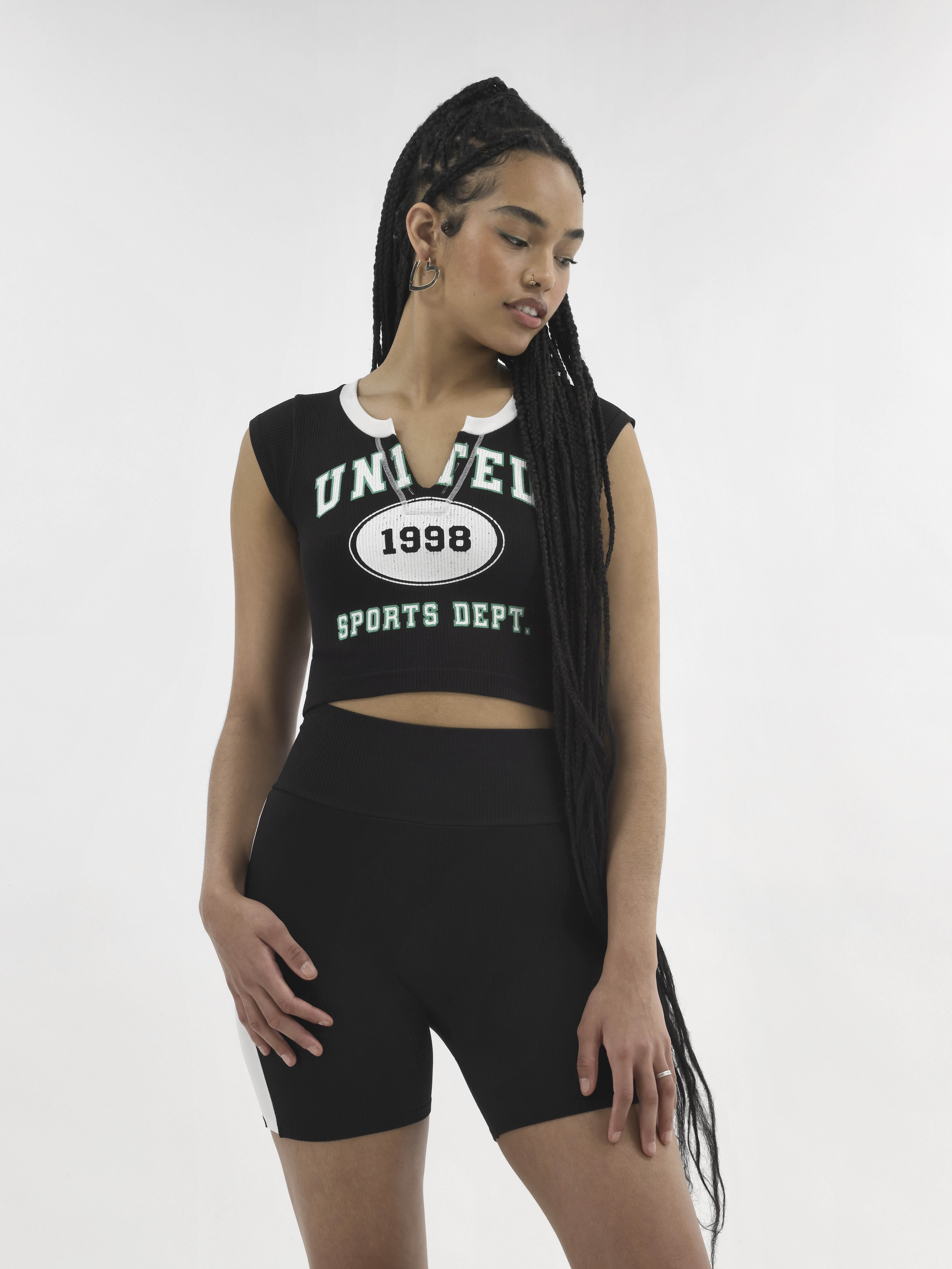 No Boundaries Seamless Crop Top and High-Rise Biker Shorts Graphic Set, 2-Piece, Women's