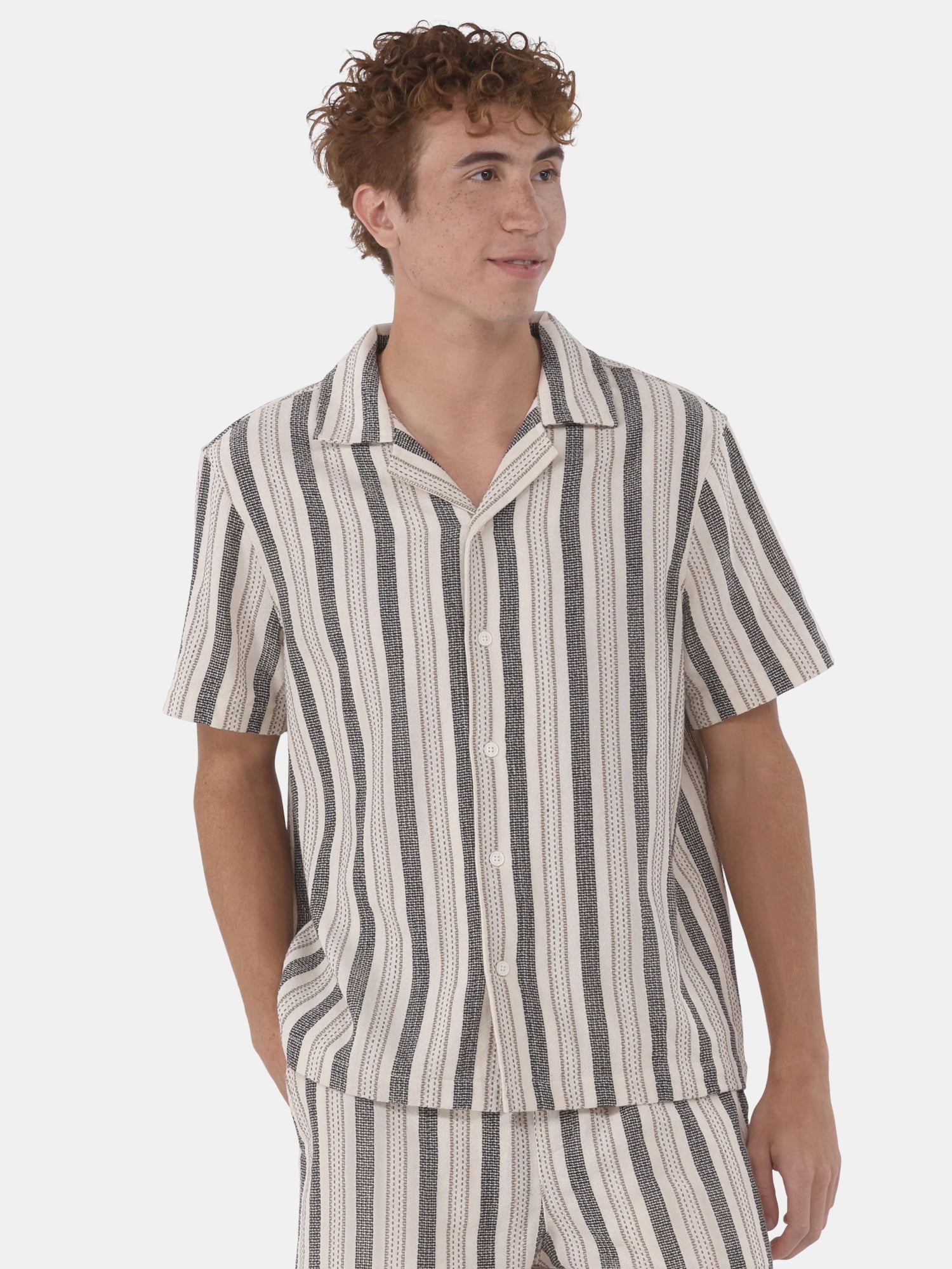 No Boundaries Textured Fabric Shirt with Short Sleeves, Men's & Big Men's