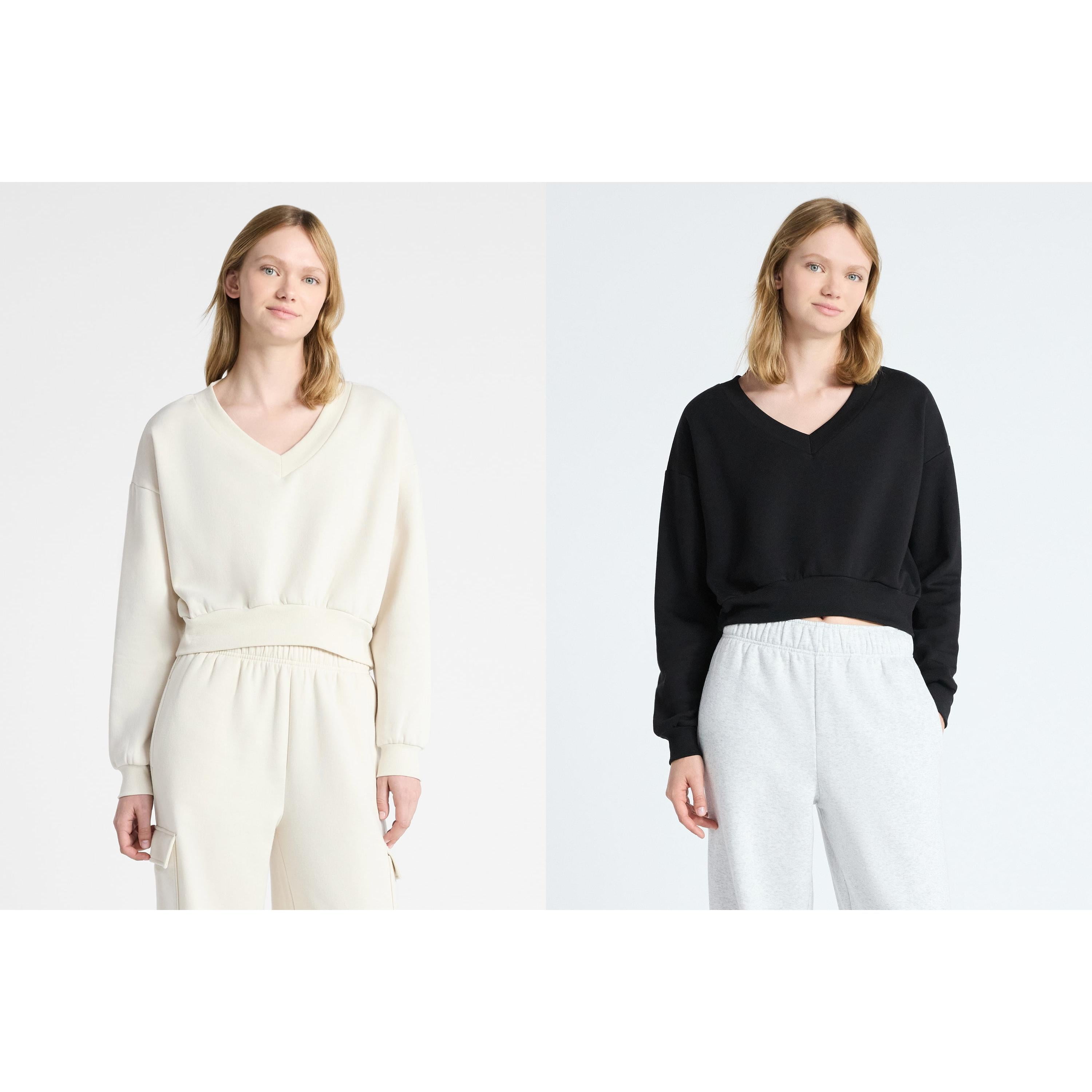 No Boundaries V-Neck Fleece Cropped Sweatshirt, Women's - Walmart.com