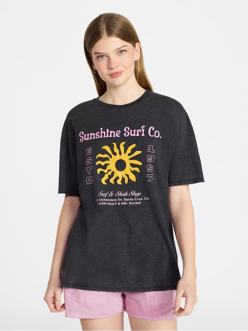 No Boundaries Graphic Oversized Boyfriend Tee, Women