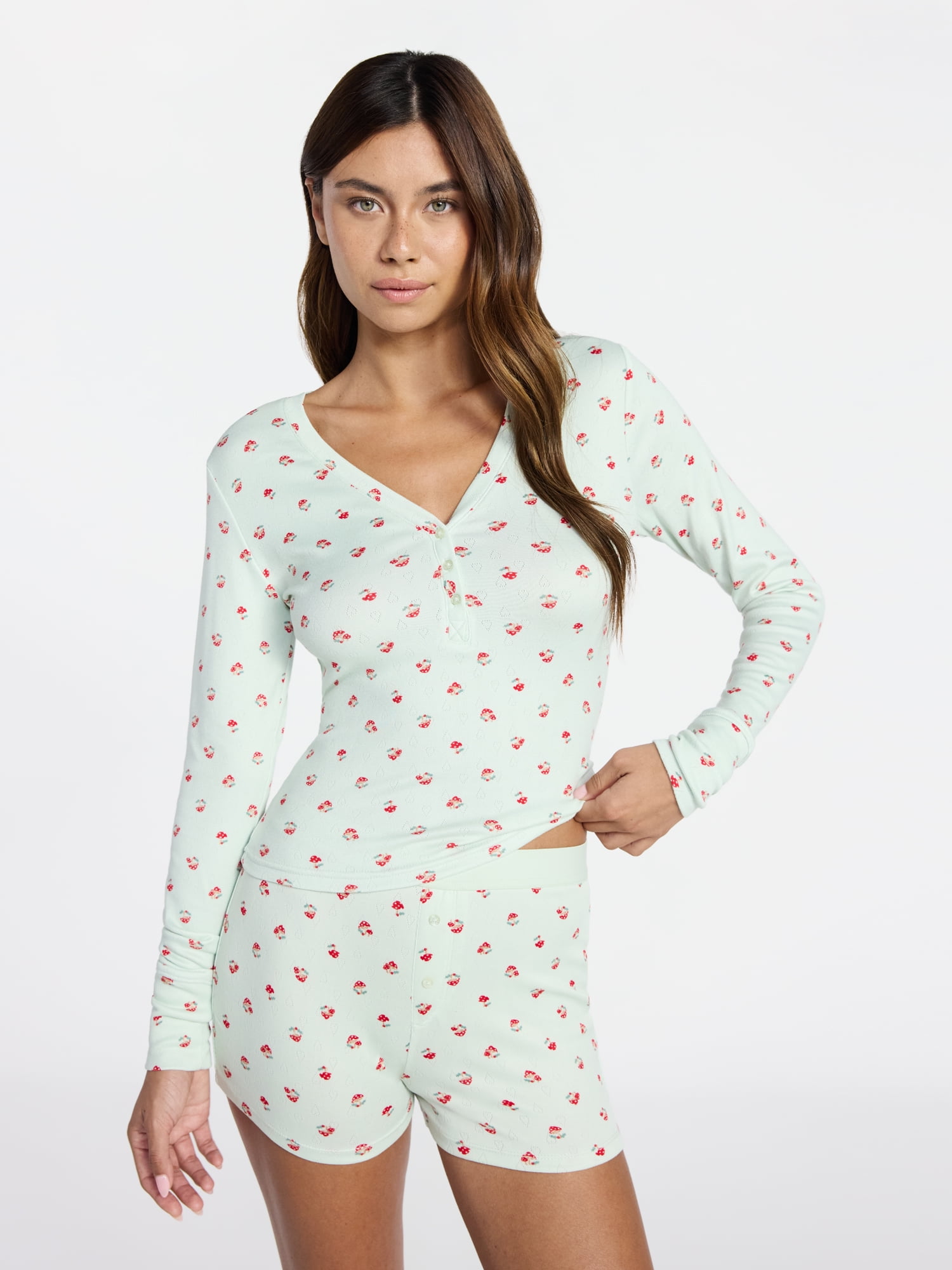 No Boundaries Giftable Henley Sleep Top and Shorts with Socks Set, 3-Piece, Women's XXS-3X
