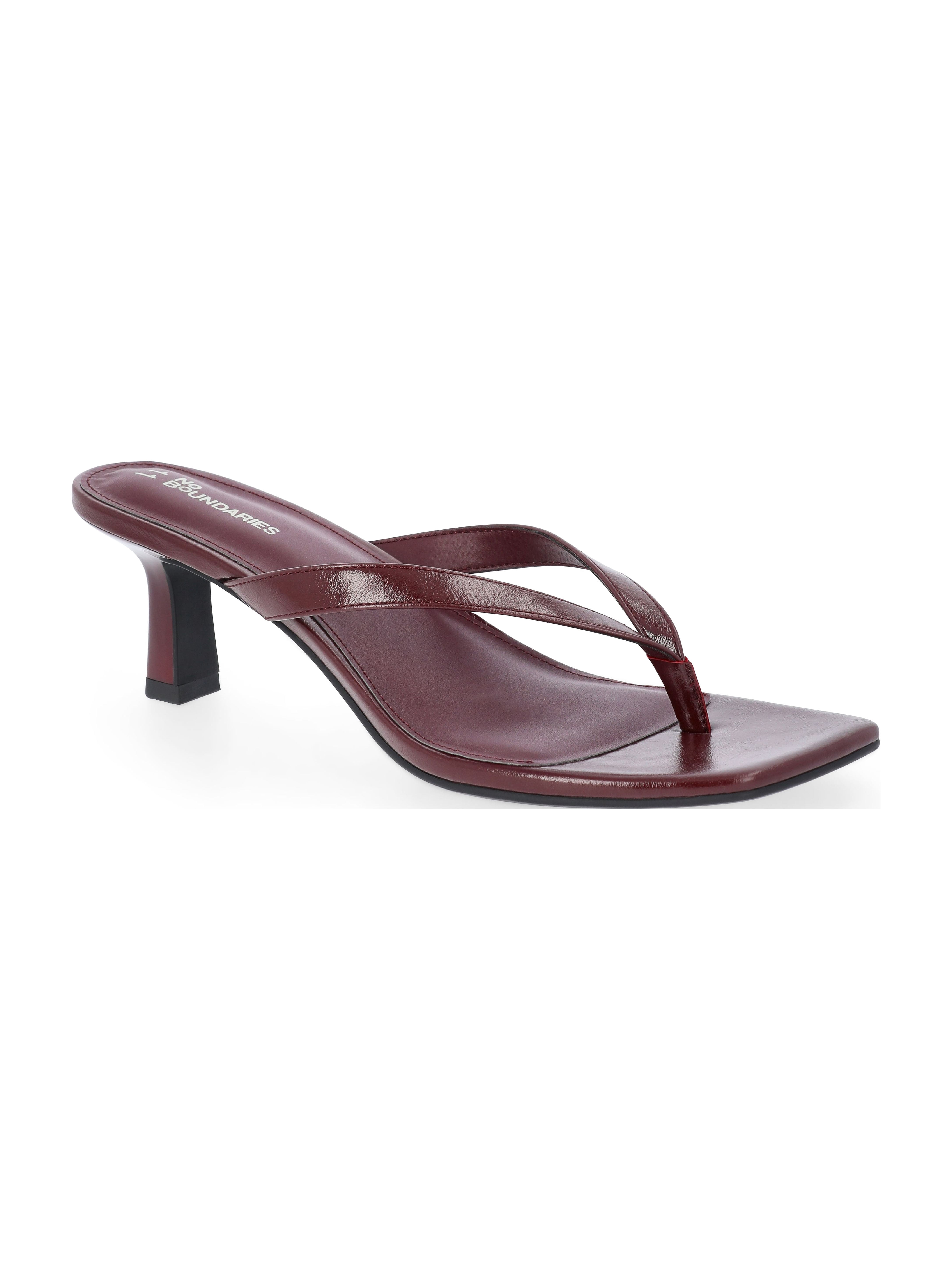 No Boundaries Kitten Heel Thong Sandals, Women’s