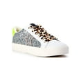 thumbnail image 1 of No Boundaries Women's Low Top Star Sneakers, 1 of 5