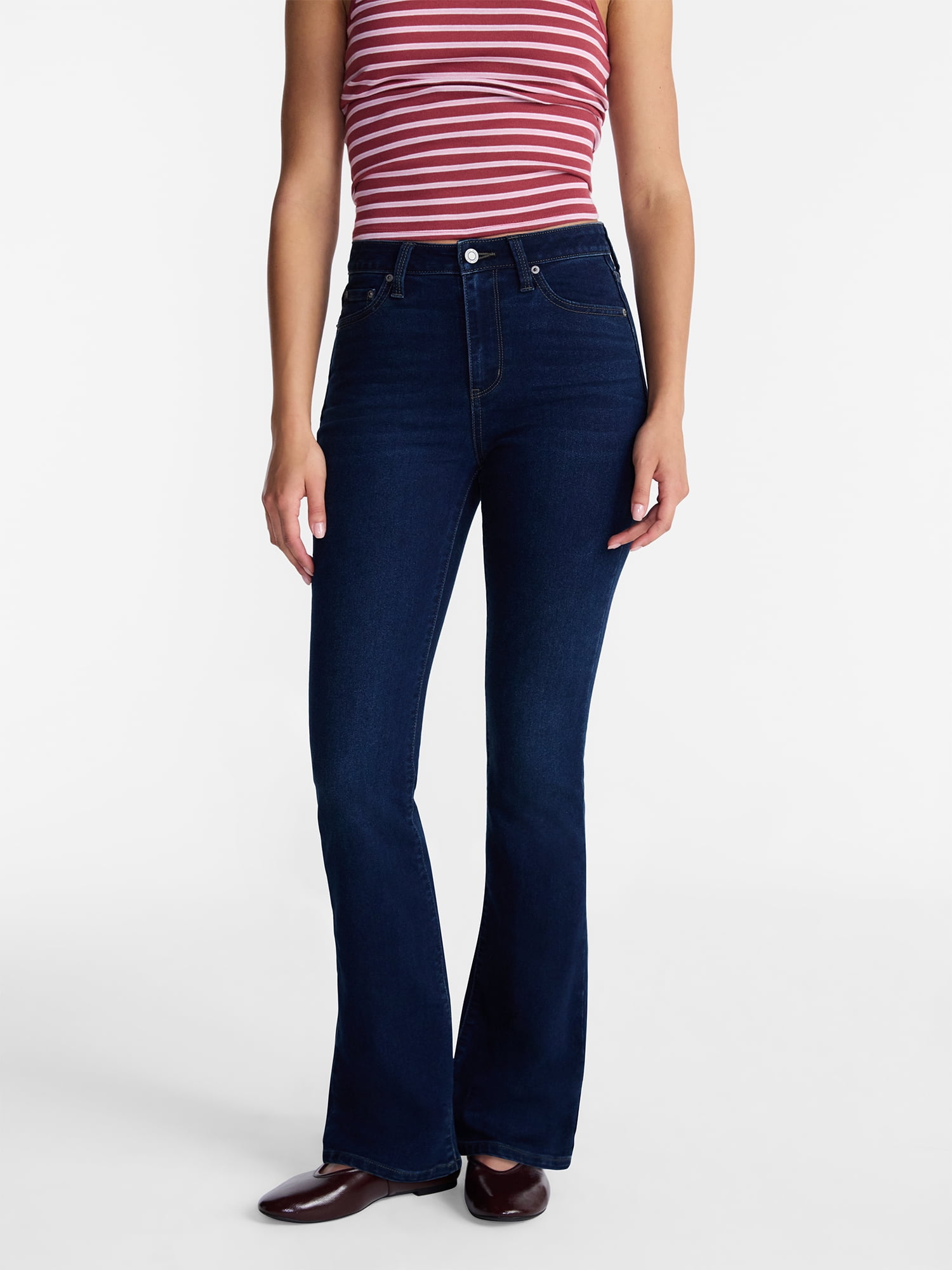 No Boundaries Women's Mid Rise Bootcut Jean, 32" Inseam, Sizes 00-20