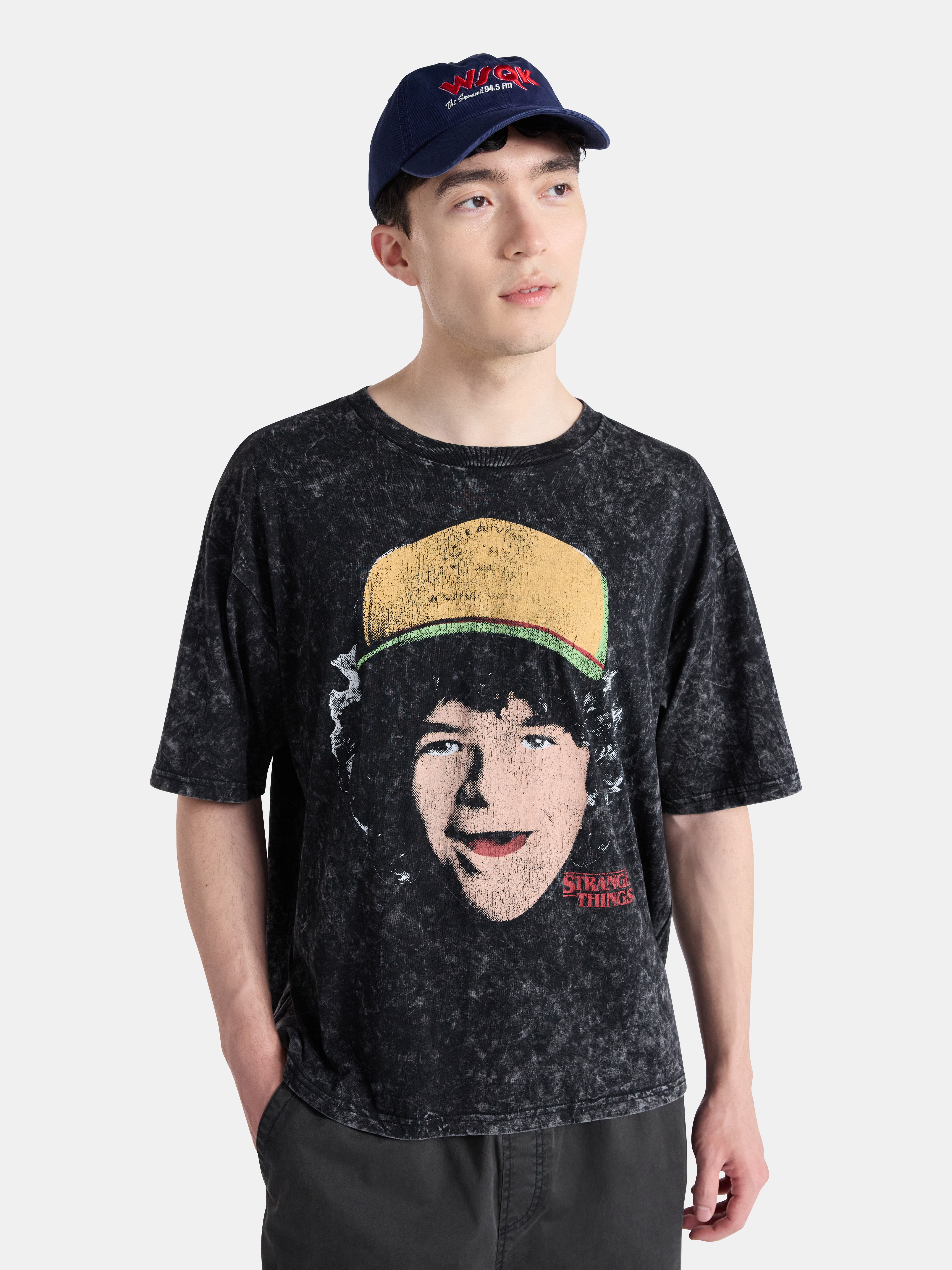 Netflix Stranger Things Dustin the Wind Oversized Graphic T-Shirt from No Boundaries, Men's & Big Men's