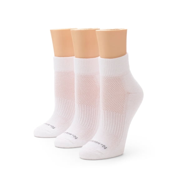 No nonsense Women's Soft & Breathable Ventilated Cushioned Quarter Top Socks 3 Pair Pack, White, One Size