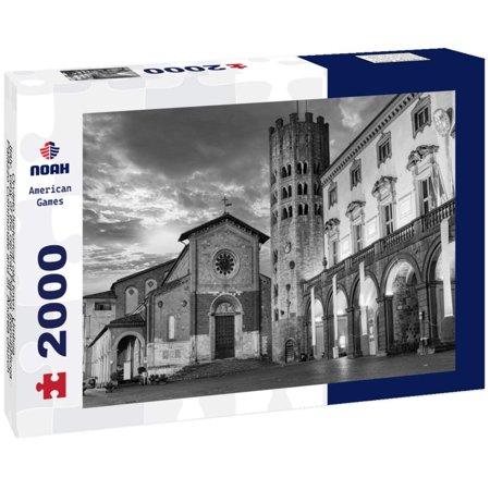 Noah Jigsaw Puzzle Orvieto historical old town, Umbria, Italy, view of the central Piazza Repubblicca, Palazzo Communale and St. Andrea church at night in black white 2000 pieces