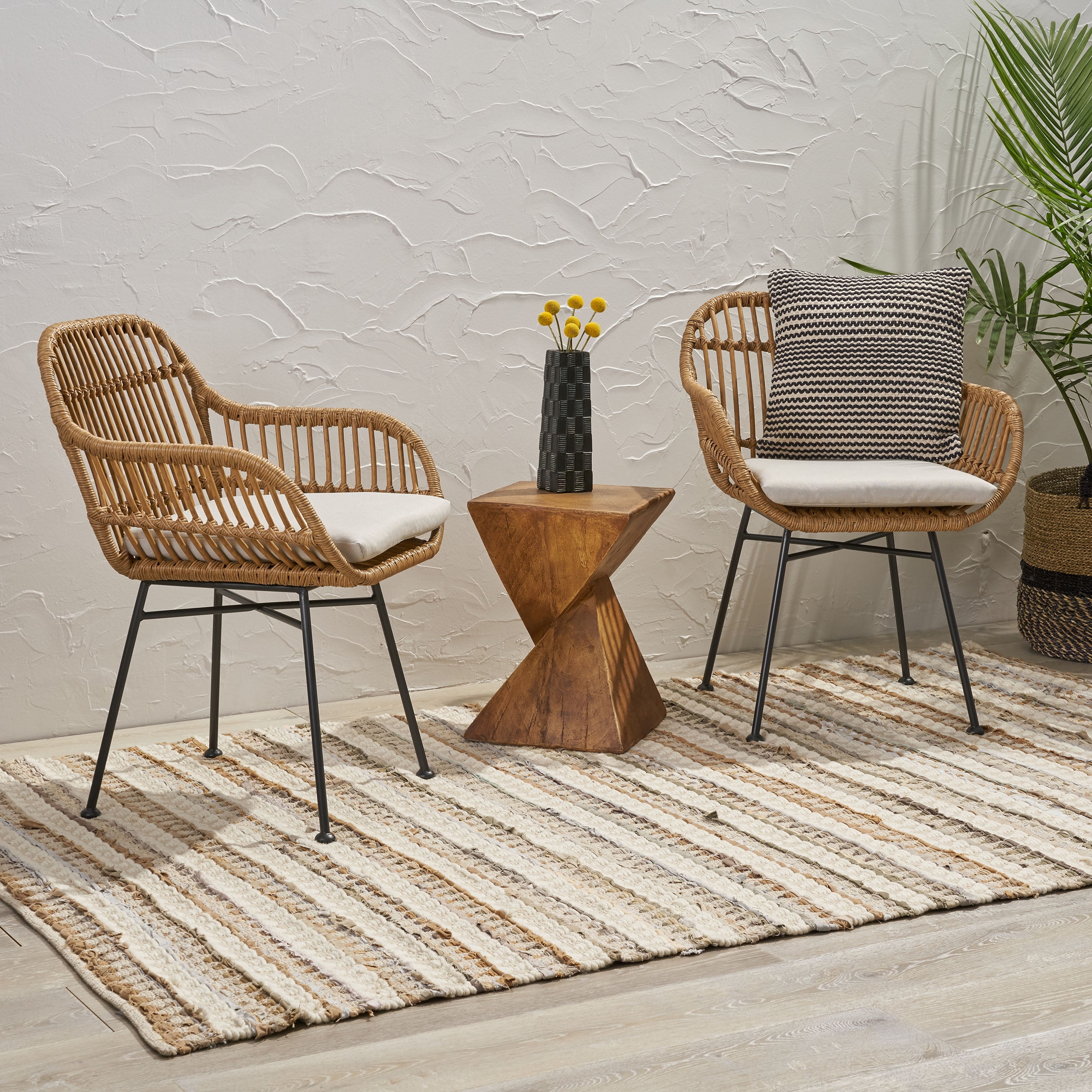 Wicker club chair indoor deals