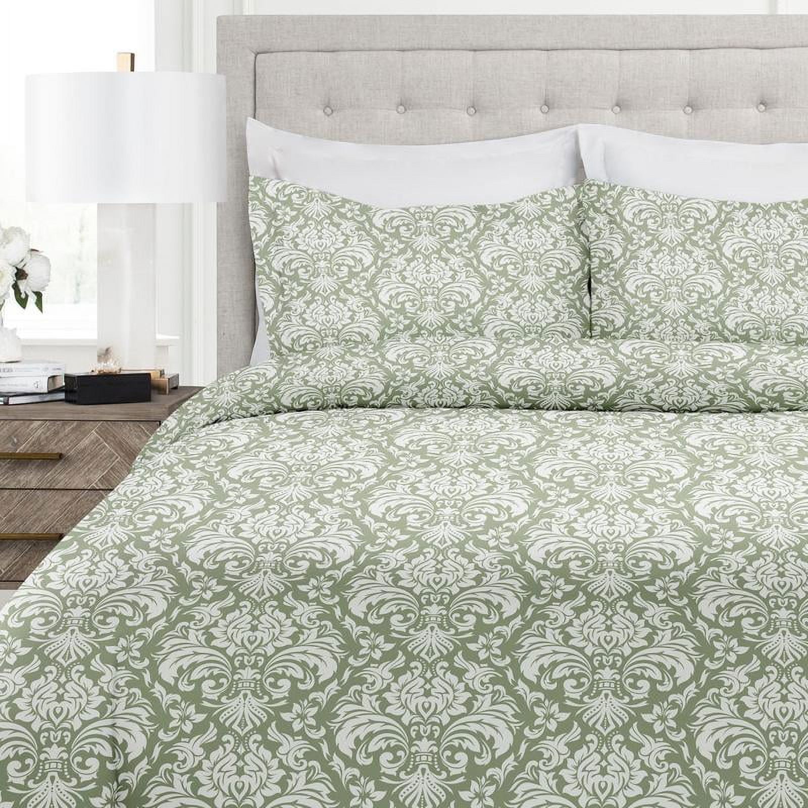 Noble Linen's 3 Piece Duvet Cover Set with Damask Pattern