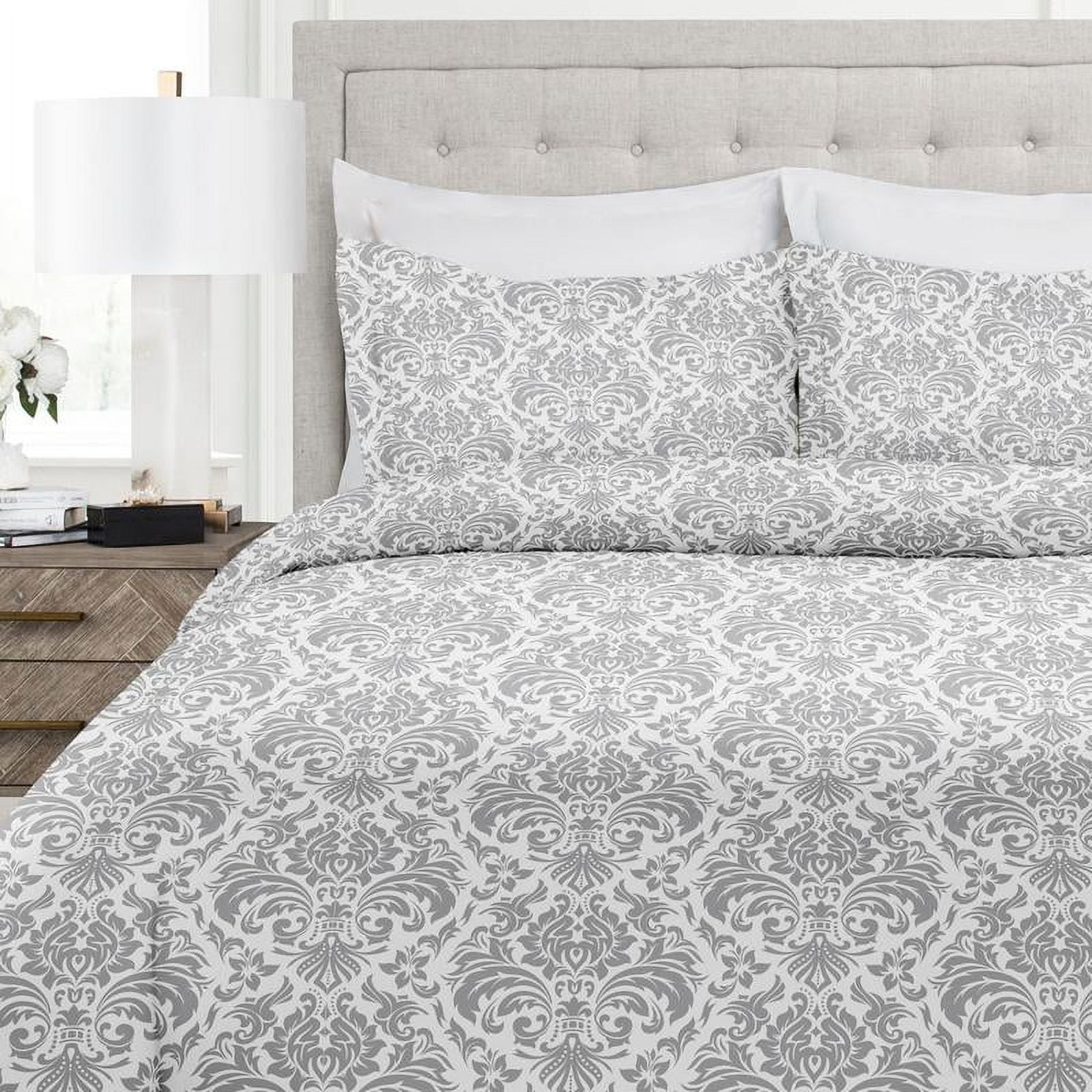 Noble Linen's 3 Piece Duvet Cover Set with Damask Pattern