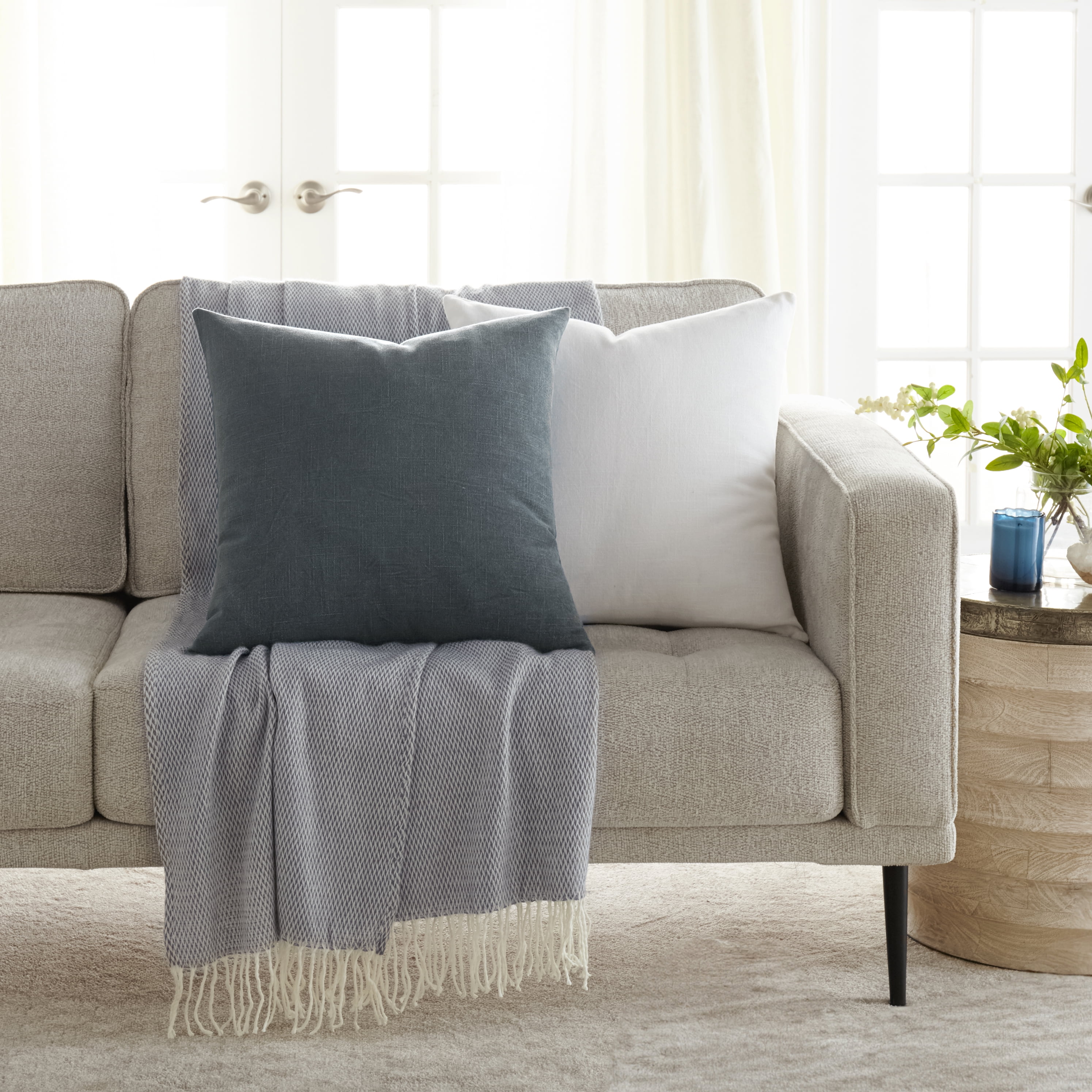 Noble Linens 2-Pack Cotton Slub Decor Throw Pillows Solids Navy & White