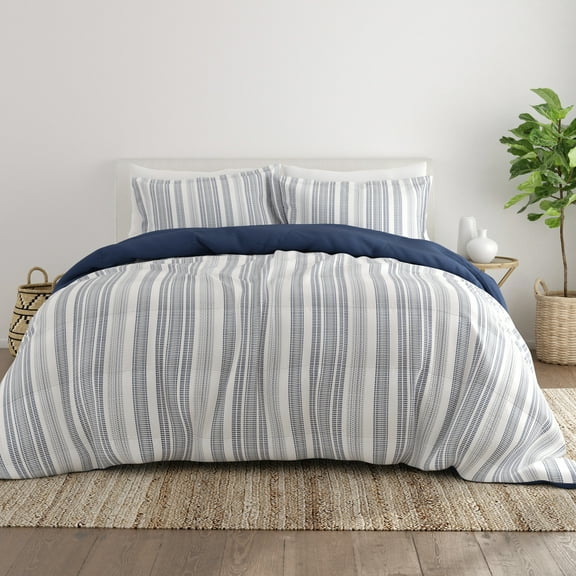 Noble Linens 2-Piece Navy Farmhouse Dreams ReversiblePrint Comforter Set, Twin/TwinXL