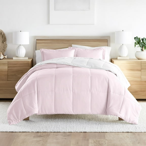 Noble Linens 3-Piece Blush & White Reversible Down Alternative Comforter Set, Full/Queen