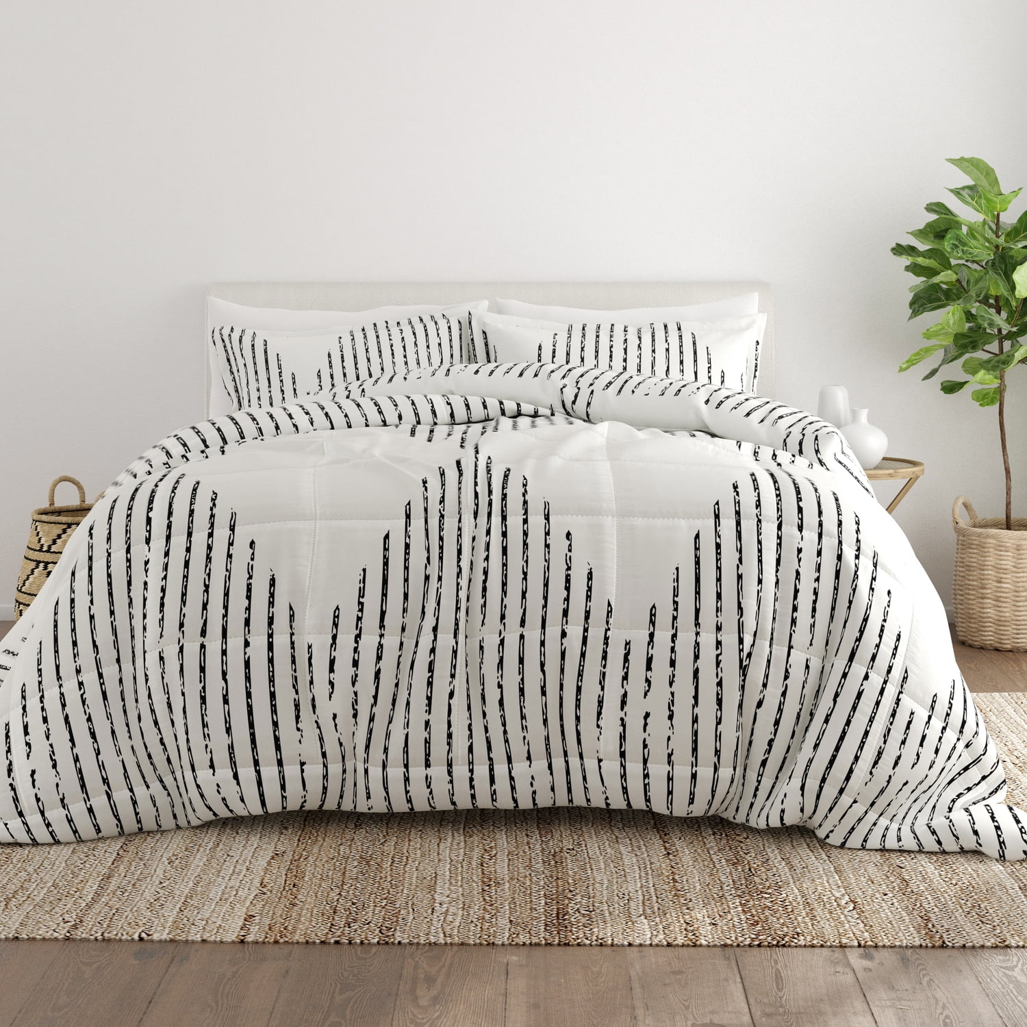 Noble Linens 3-Piece Gray Diamond Stripe Print Comforter Set, King/CalKing
