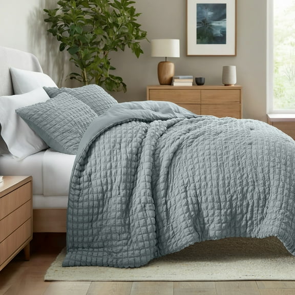 Noble Linens 3 Piece Seersucker Textured All Season Down-Alternative Comforter Set, Light Blue, Full/Queen