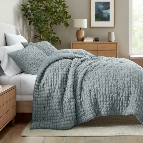 Noble Linens 3 Piece Seersucker Textured All Season Down-Alternative Comforter Set, Light Blue, Twin/TwinXL