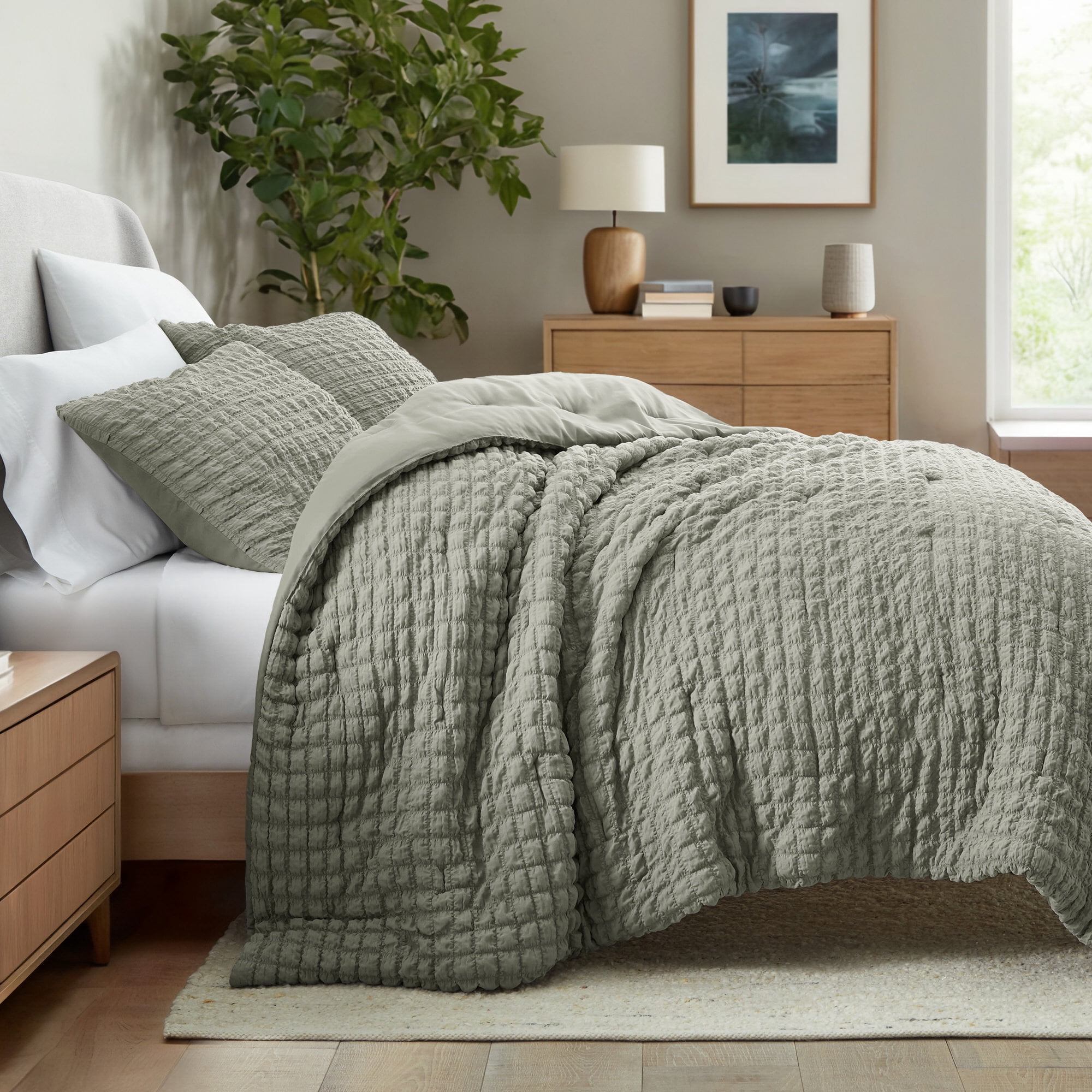 Noble Linens 3 Piece Seersucker Textured All Season Down-Alternative Comforter Set, Willow, King/Cal-King