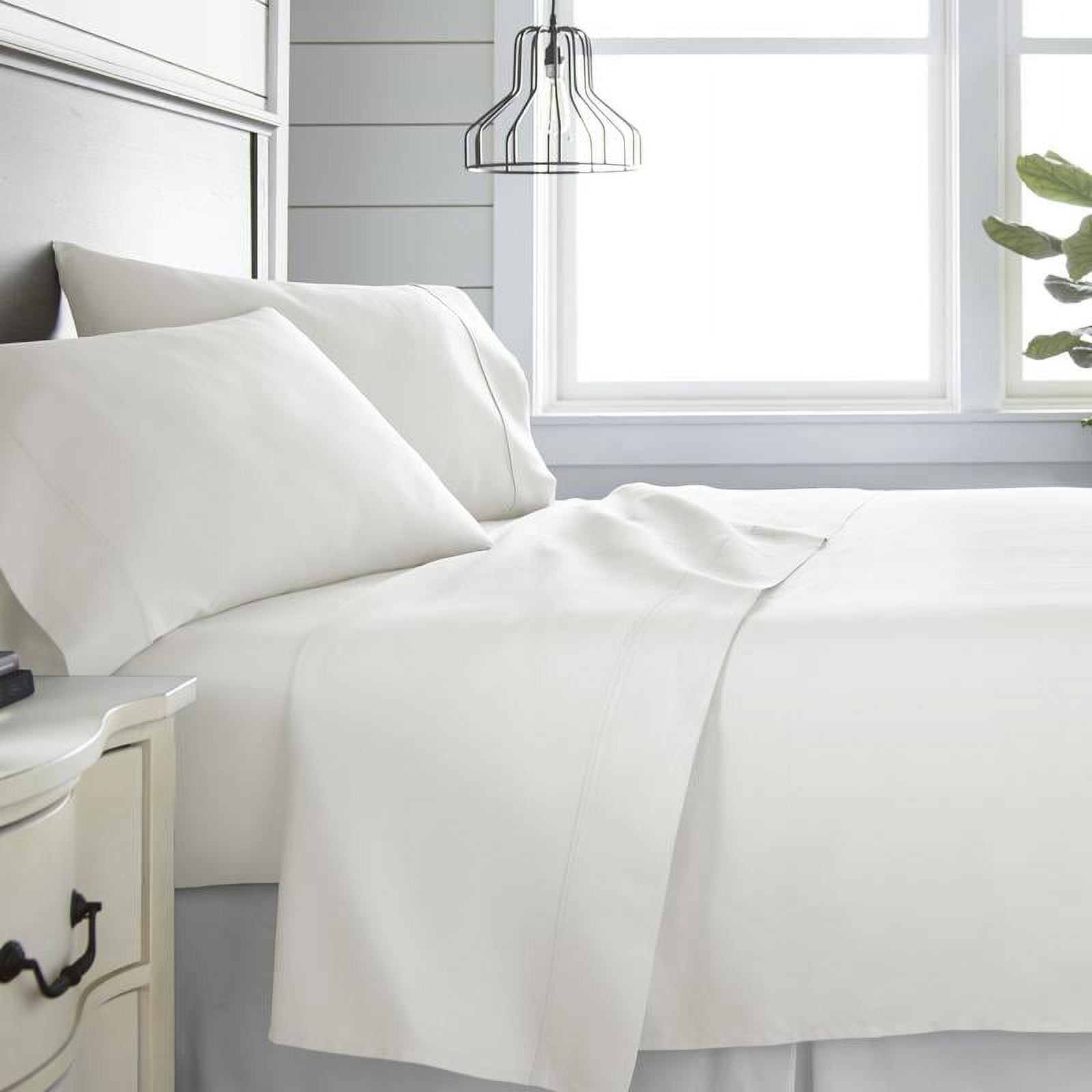 Noble Linens 300 Thread Count 4 Piece Bed Sheet Set - 100% Cotton