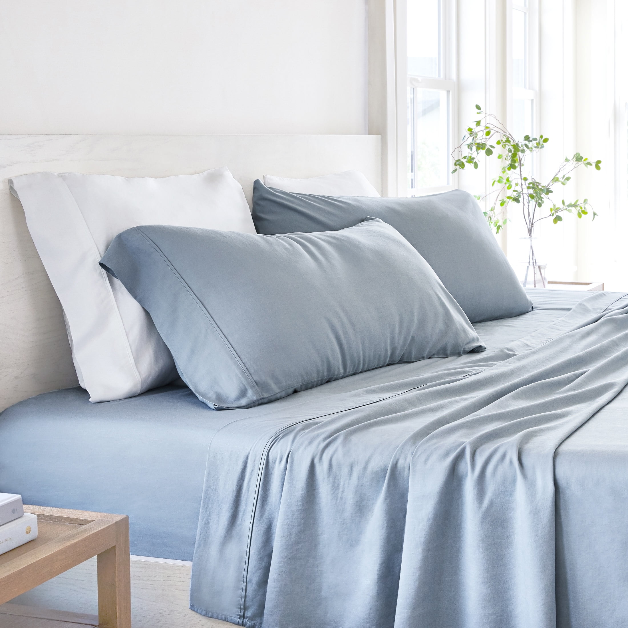 Noble Linens 4 Piece Linen Bamboo-Blend Bed Sheet Set, Light Blue, King
