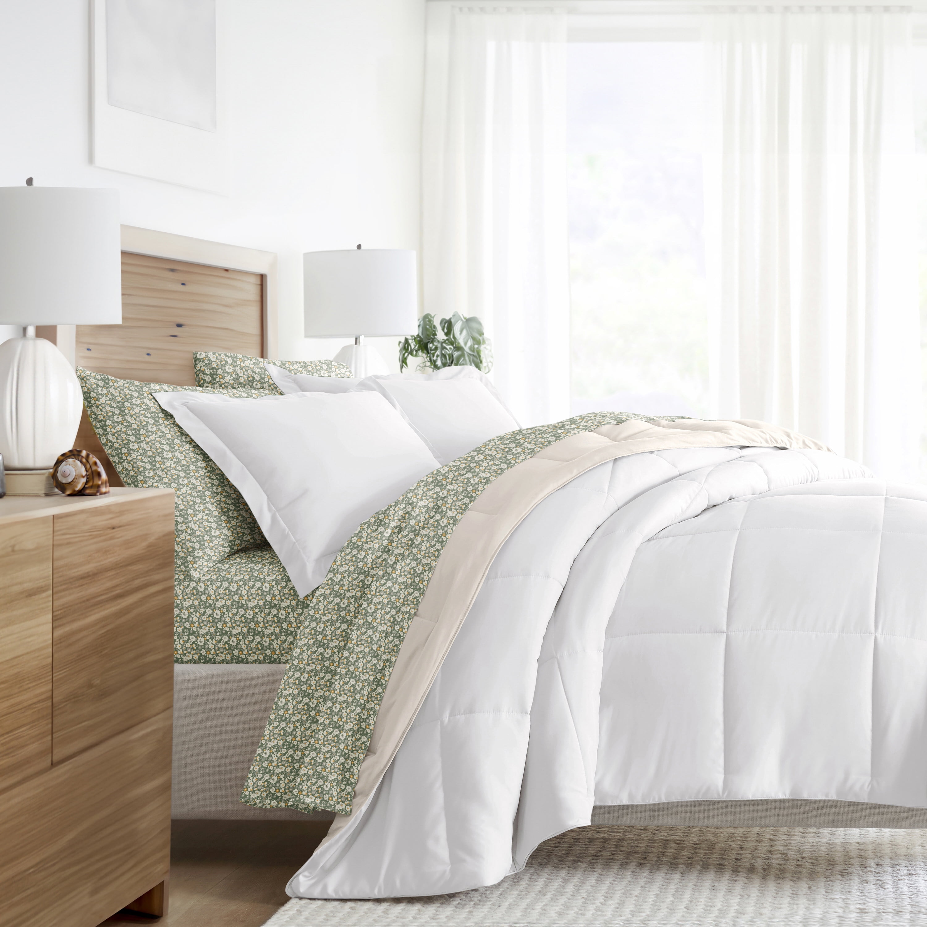 Noble Linens 7 Piece Bedding Bundle, Reversible Comforter and Patterned Sheet Set, Full