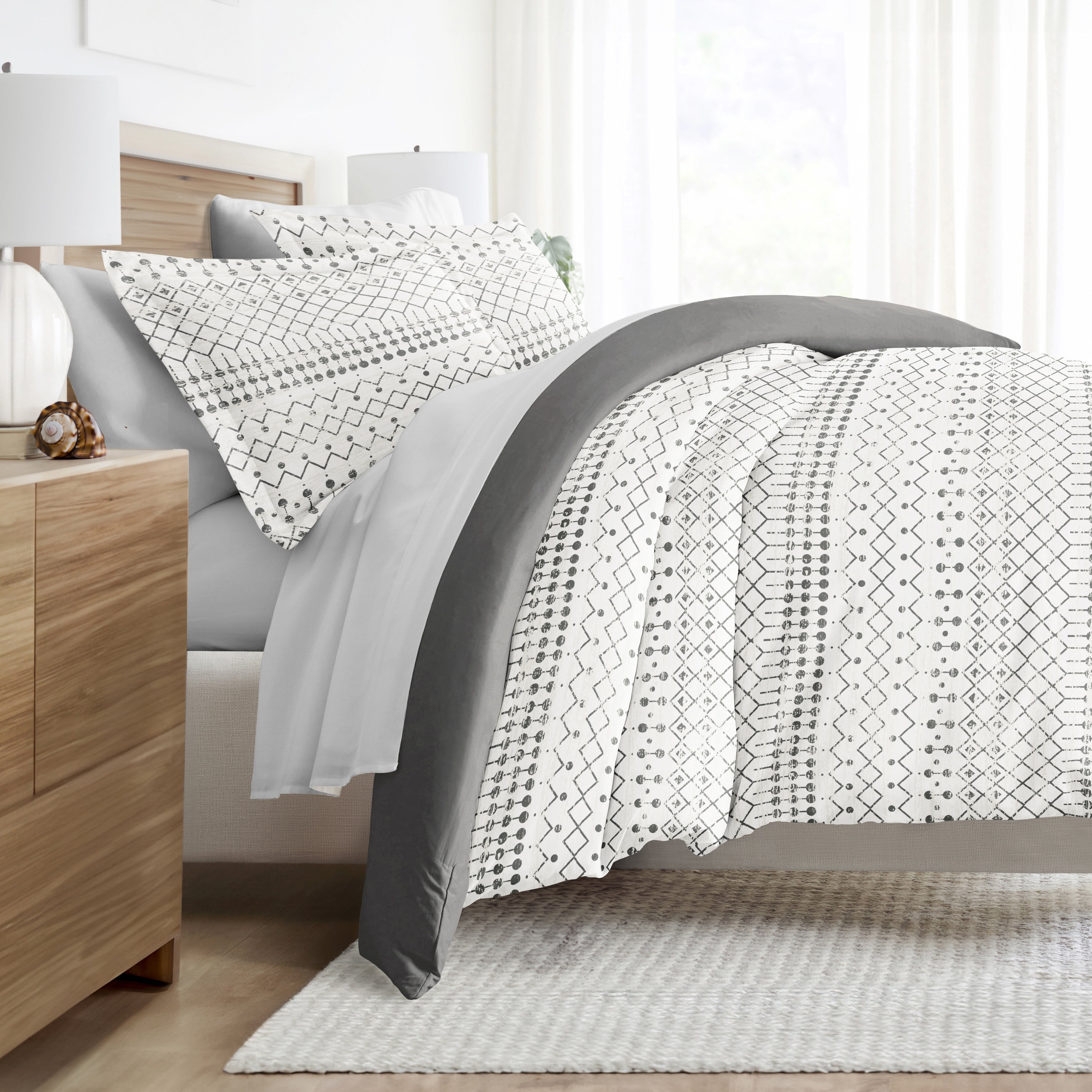 Noble Linens 7 Piece Patterned Duvet Bedding Bundle, Etched Gate Gray, Twin