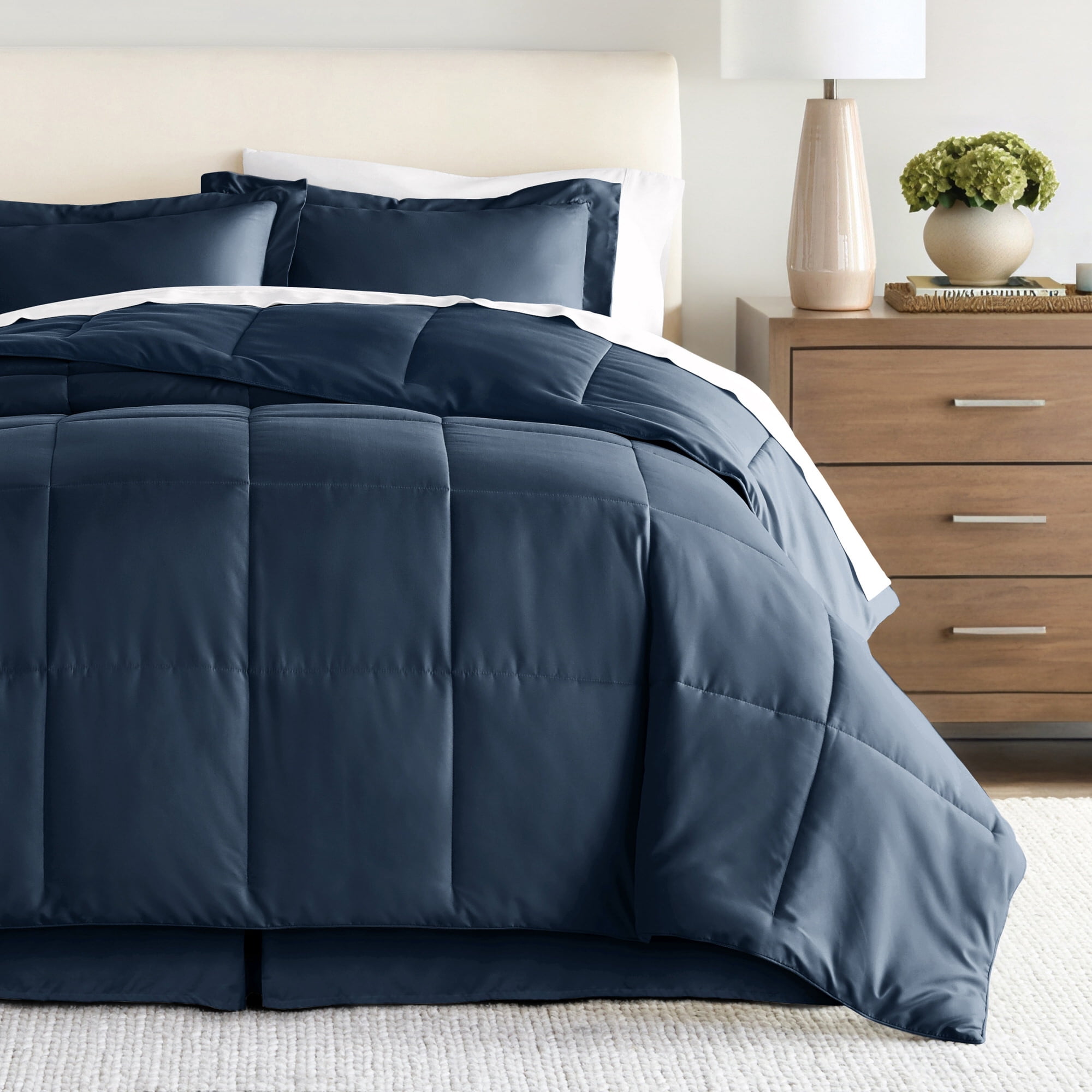 Noble Linens 8-Piece Navy Bed in a Bag Microfiber Bedding Set, Full
