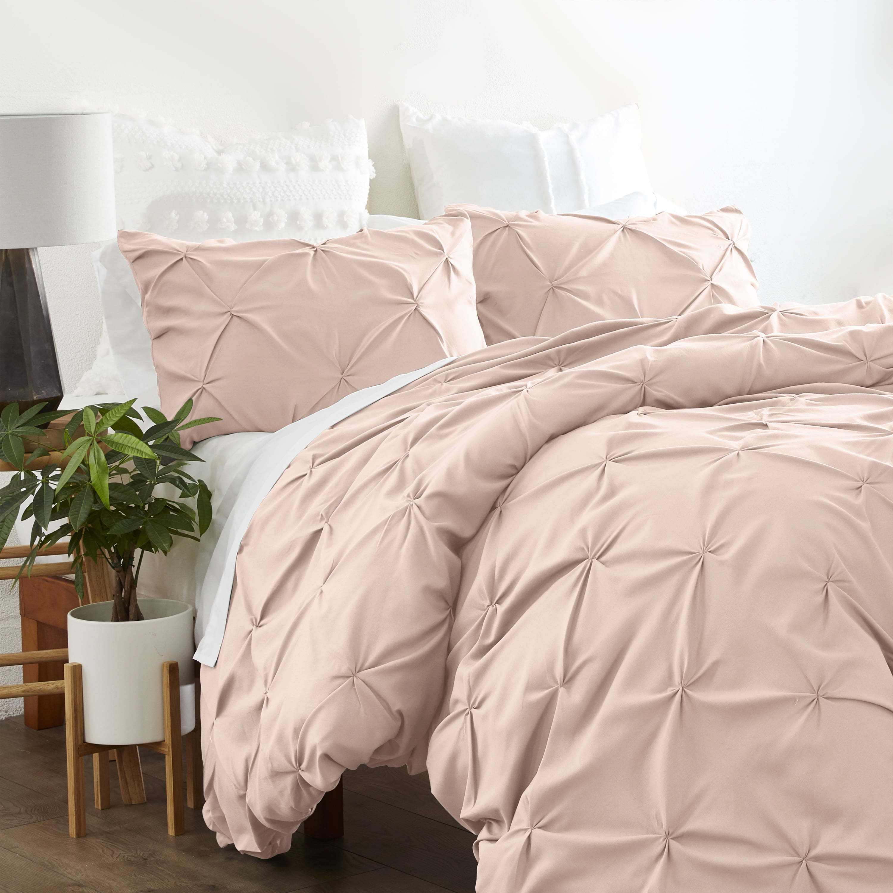 Noble Linens Blush Pinch Pleat 3-Piece Duvet Cover Set, Full/Queen