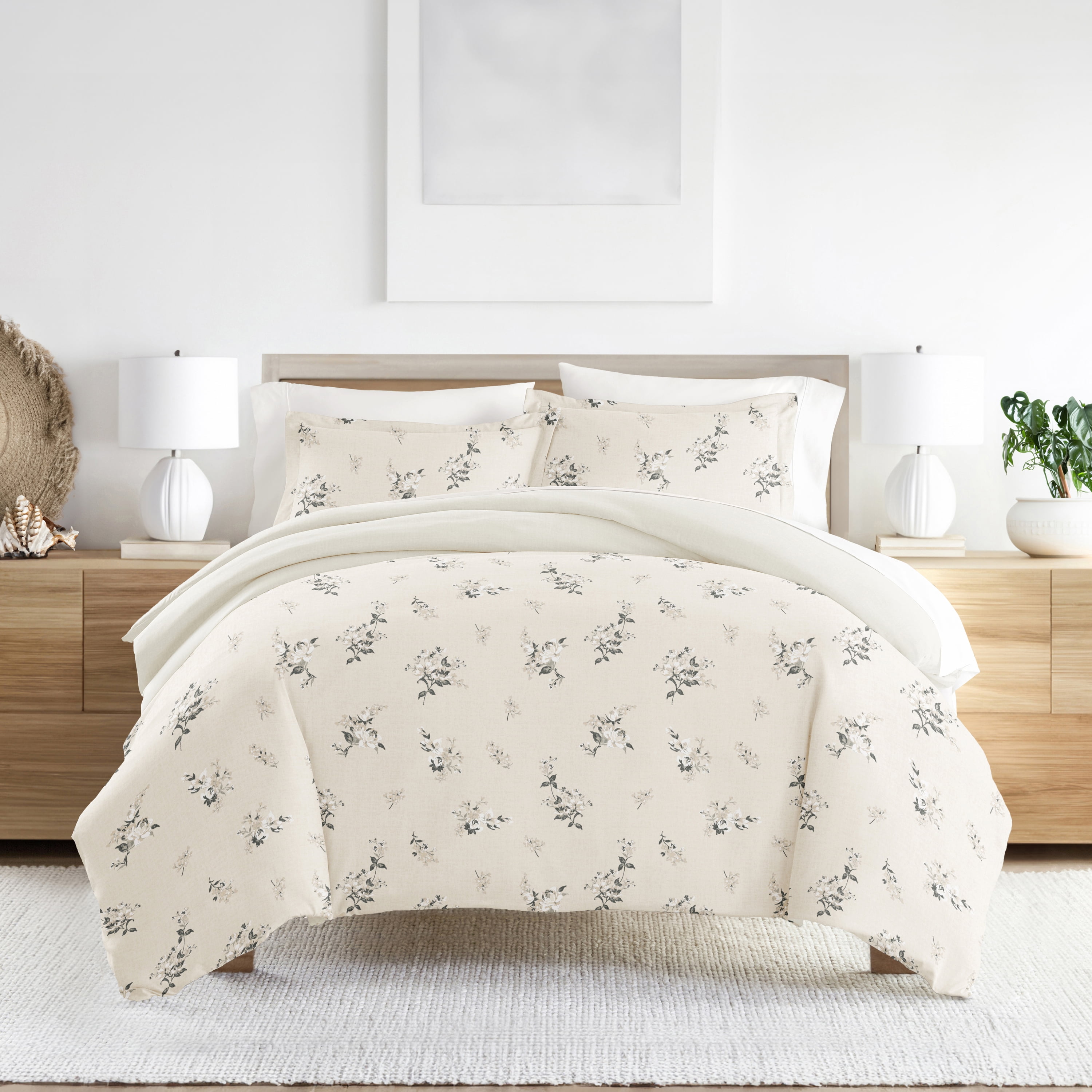 Noble Linens Delicate Floral Ivory 3-Piece Patterned Duvet Cover Set, King
