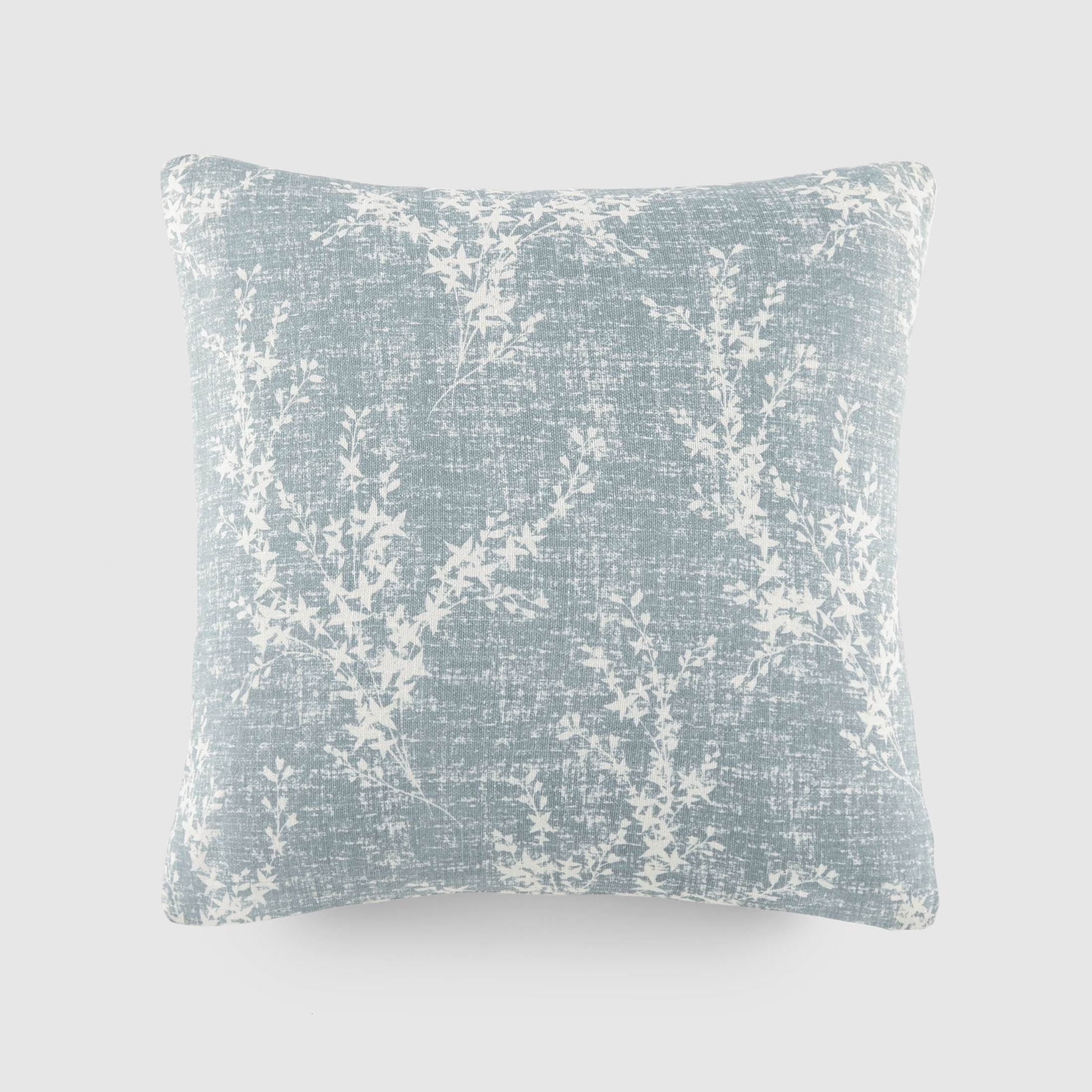 Noble Linens Elegant Cotton Decor Throw Pillow in Willow Pattern