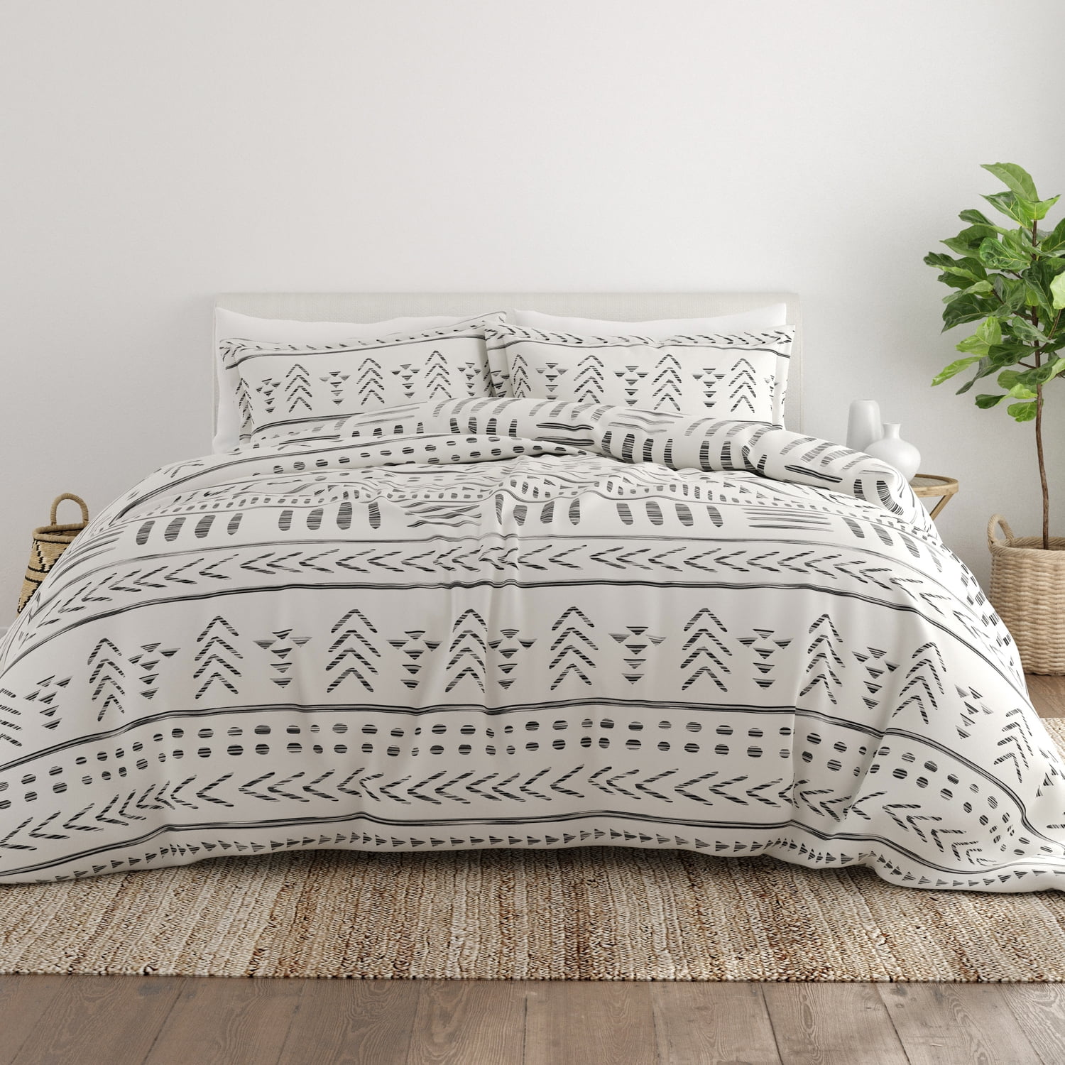 Gray and White Arrow Dreams Twin/Twin XL Microfiber Duvet Cover Set