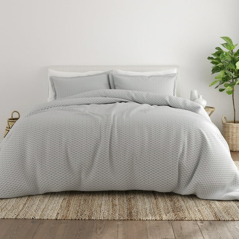 Noble Linens Gray Quatrefoil Pattern ...