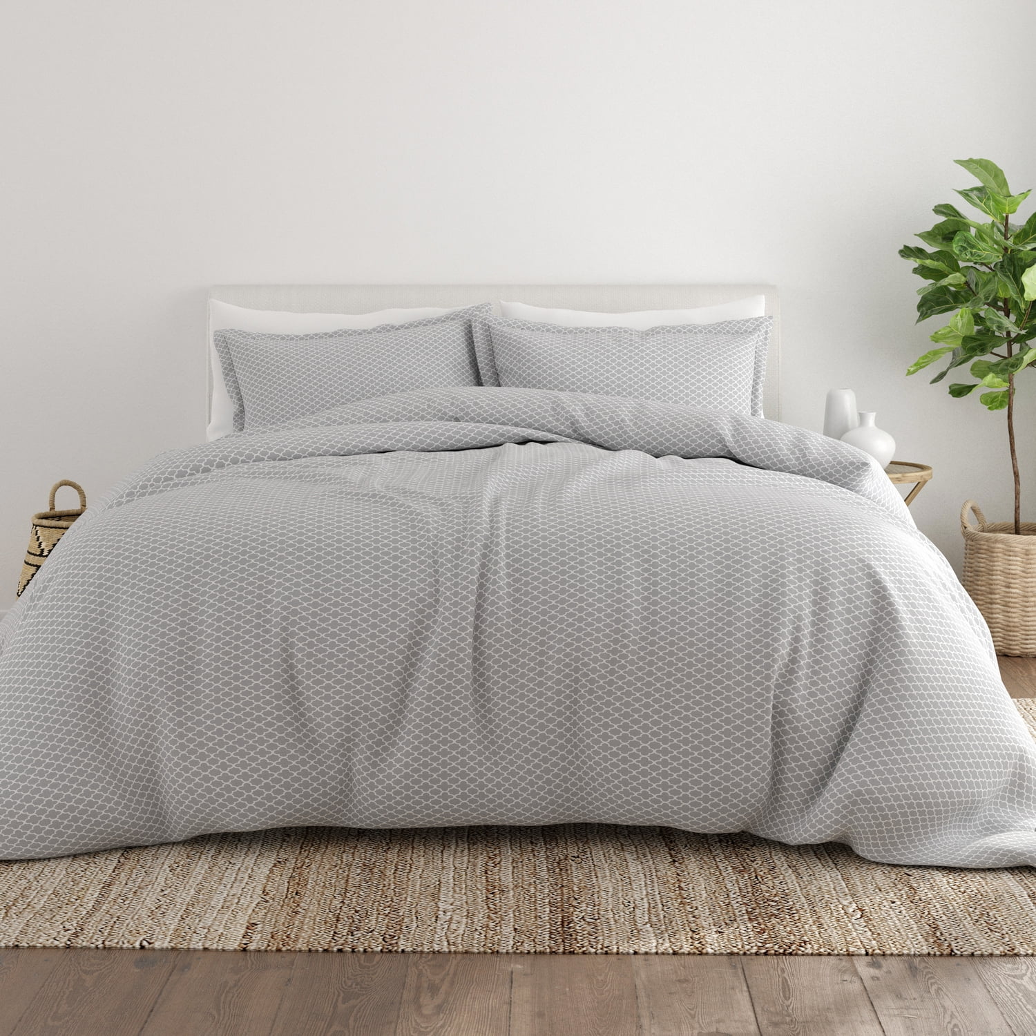 Noble Linens Gray Quatrefoil Pattern Duvet Set 3-Piece Duvet Cover Set, Full/Queen